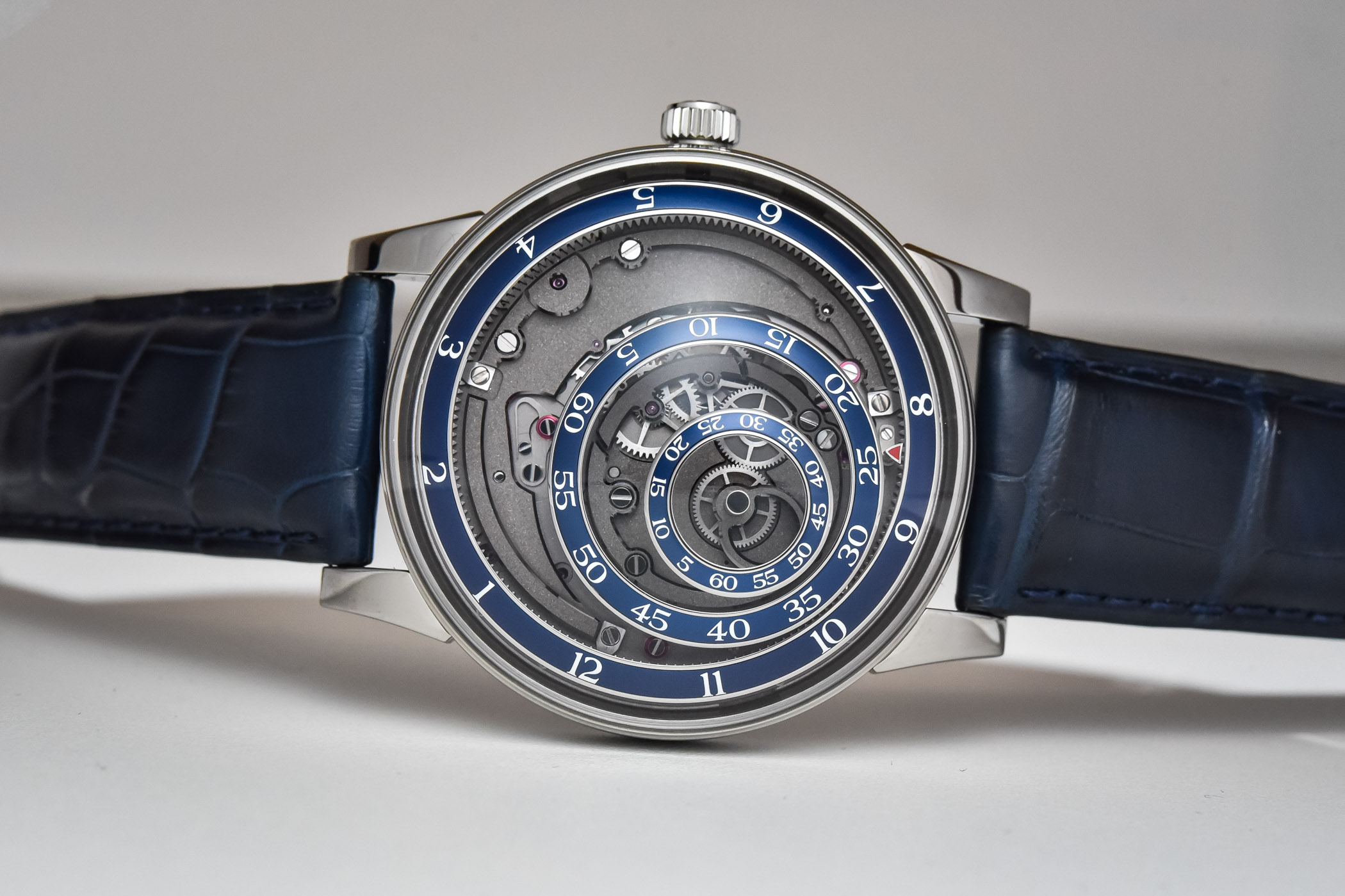 Trilobe Une Folle Journee - video review - 3 Trilobe Une Folle Journée