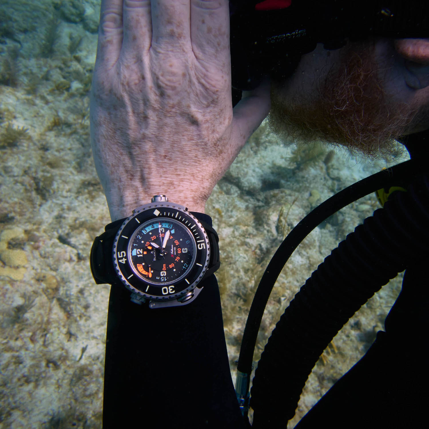 Blancpain Fifty Fathoms X Fathoms - Diving Review Underwater 12 Blancpain Fifty Fathoms X Fathoms - Depth gauge Mechanical diving computer - underwater review