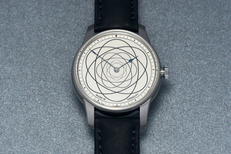 Moritz-Grossmann-ATOM-MOORE-37-silver-plated