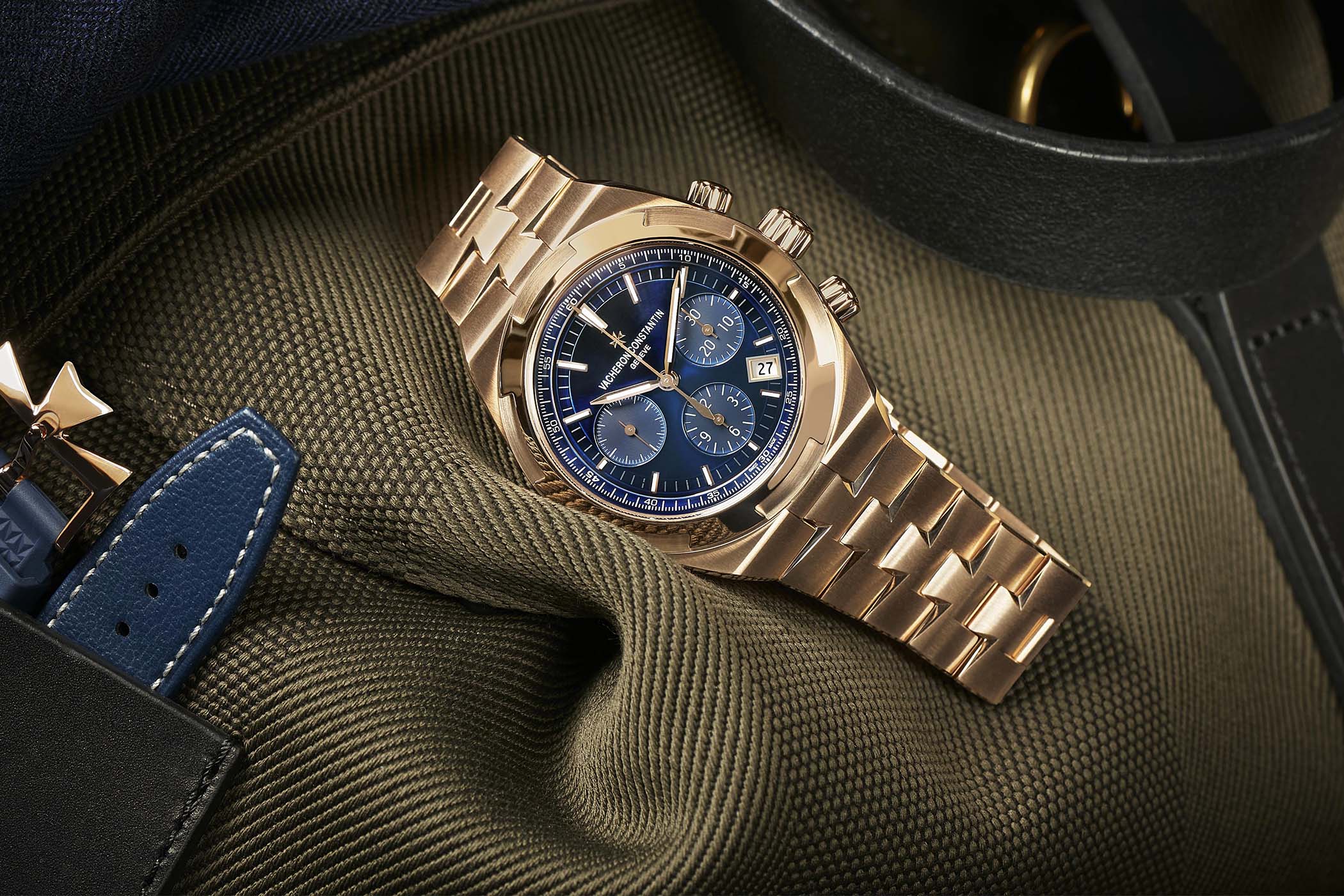 Vacheron Constantin Overseas Chronograph 5500V pink gold blue dial