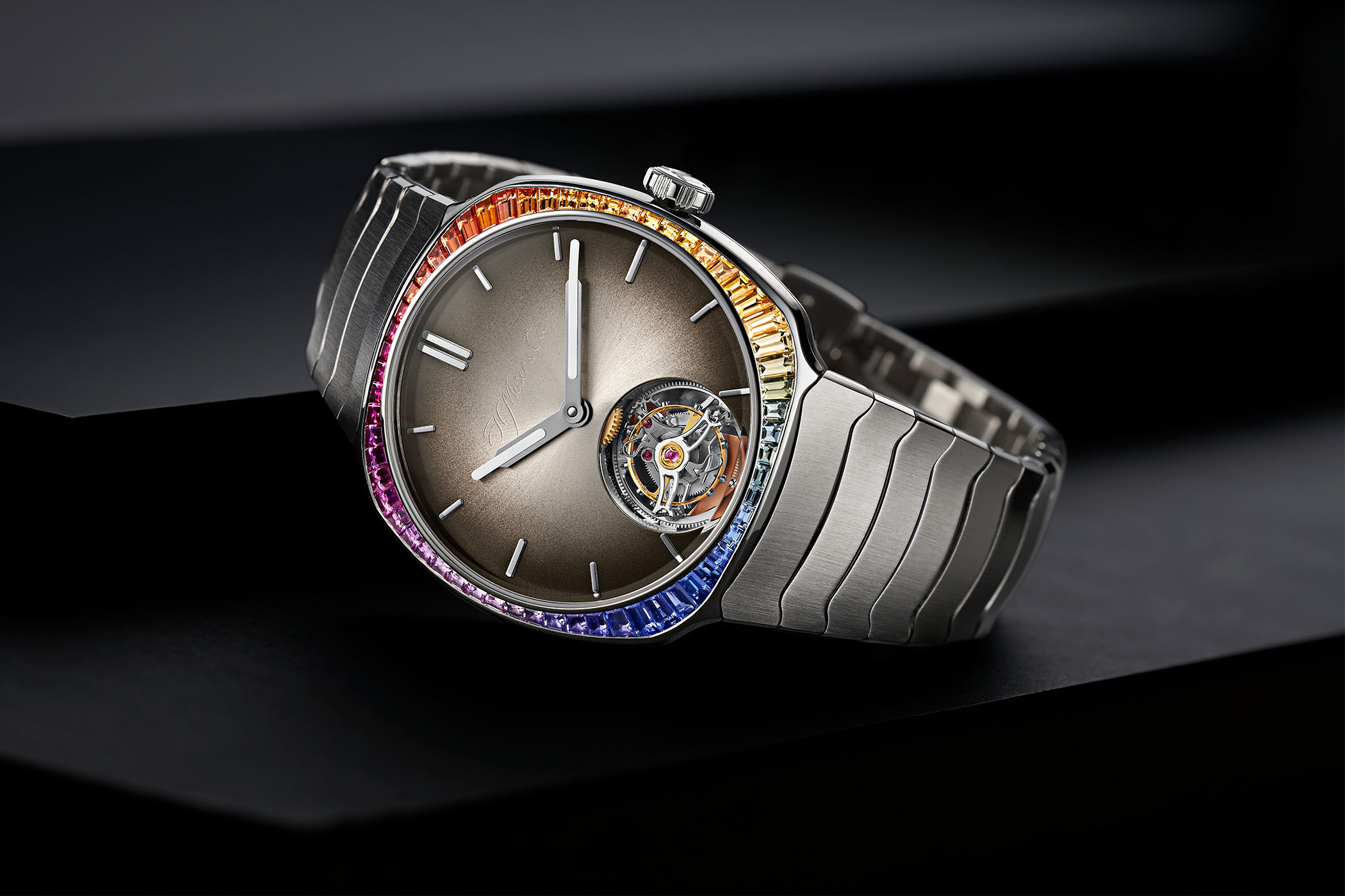 H. Moser & Cie. Streamliner Tourbillon Rainbow
