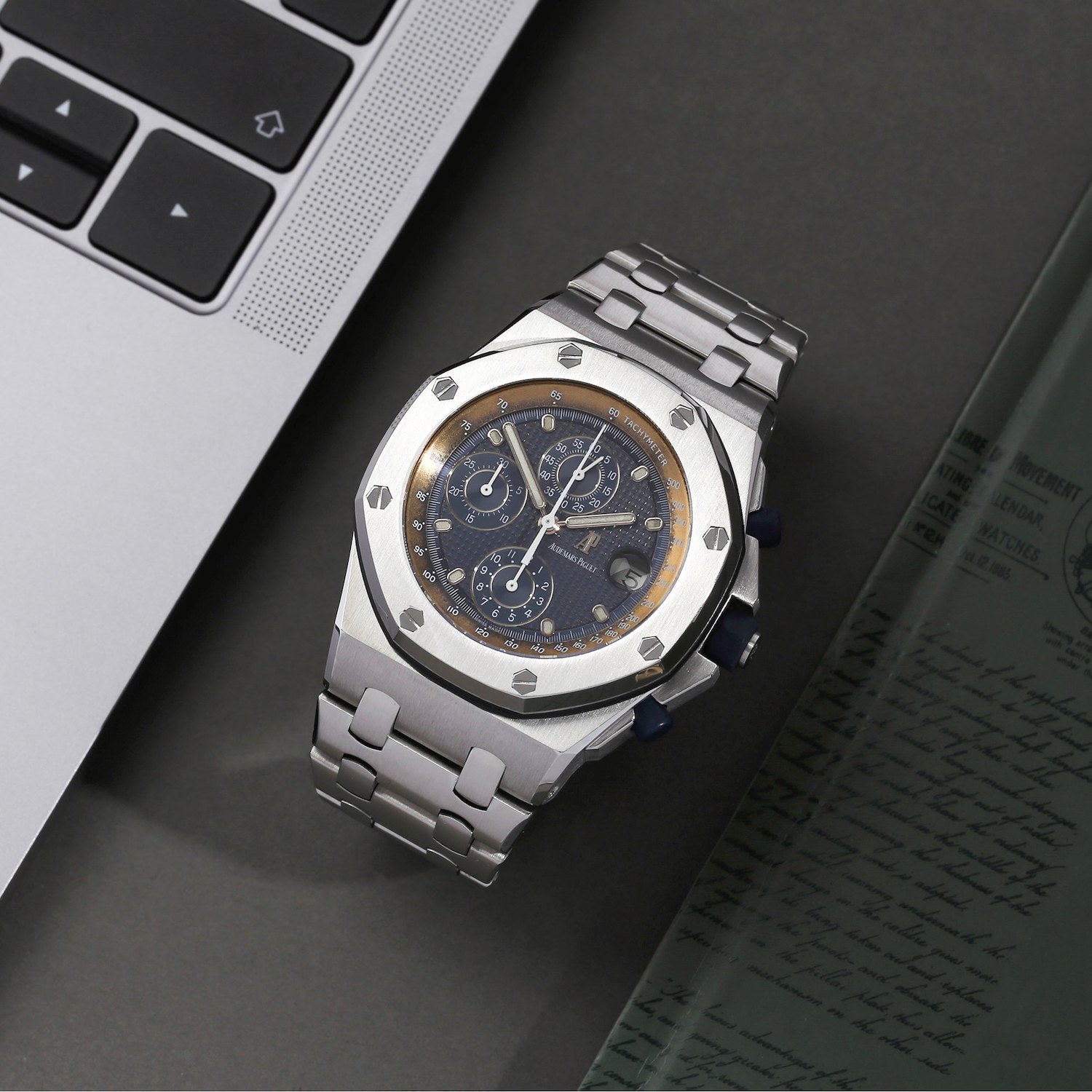 Collector Guide - First-Generation Audemars Piguet Royal Oak Offshore 25721ST - 12 First-Generation Audemars Piguet Royal Oak Offshore 25721ST