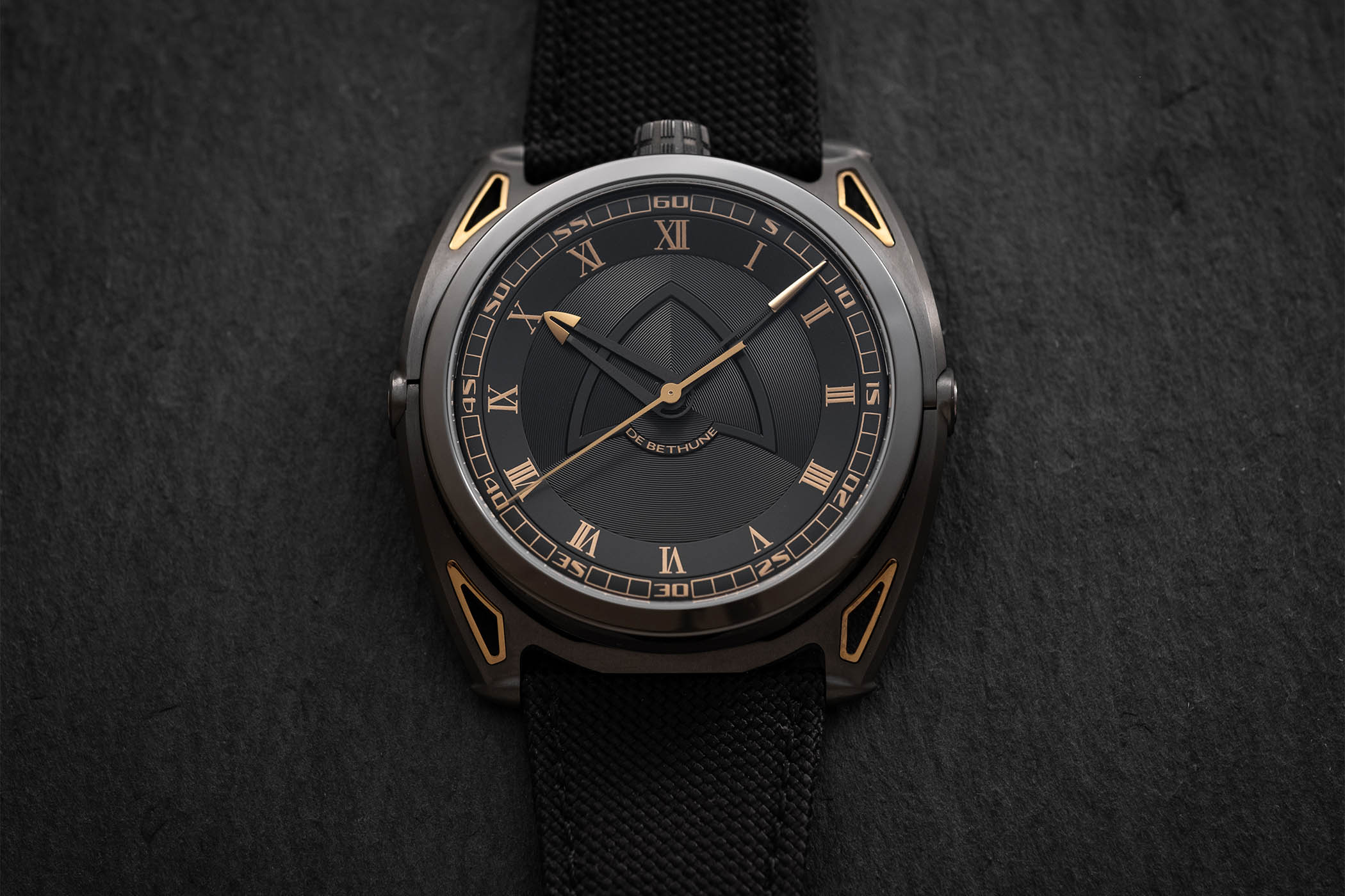 De Bethune DB27 Titan Hawk JPS
