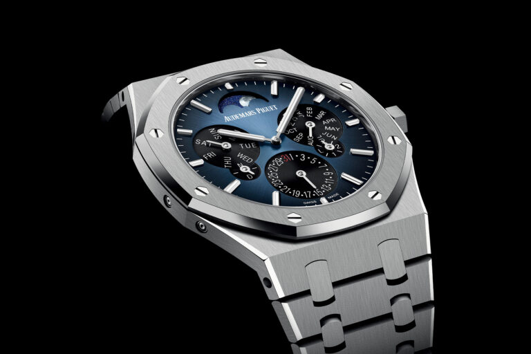Audemars Piguet Royal Oak QP Ultra-Thin Smoky Blue Full-Titanium 26586TI