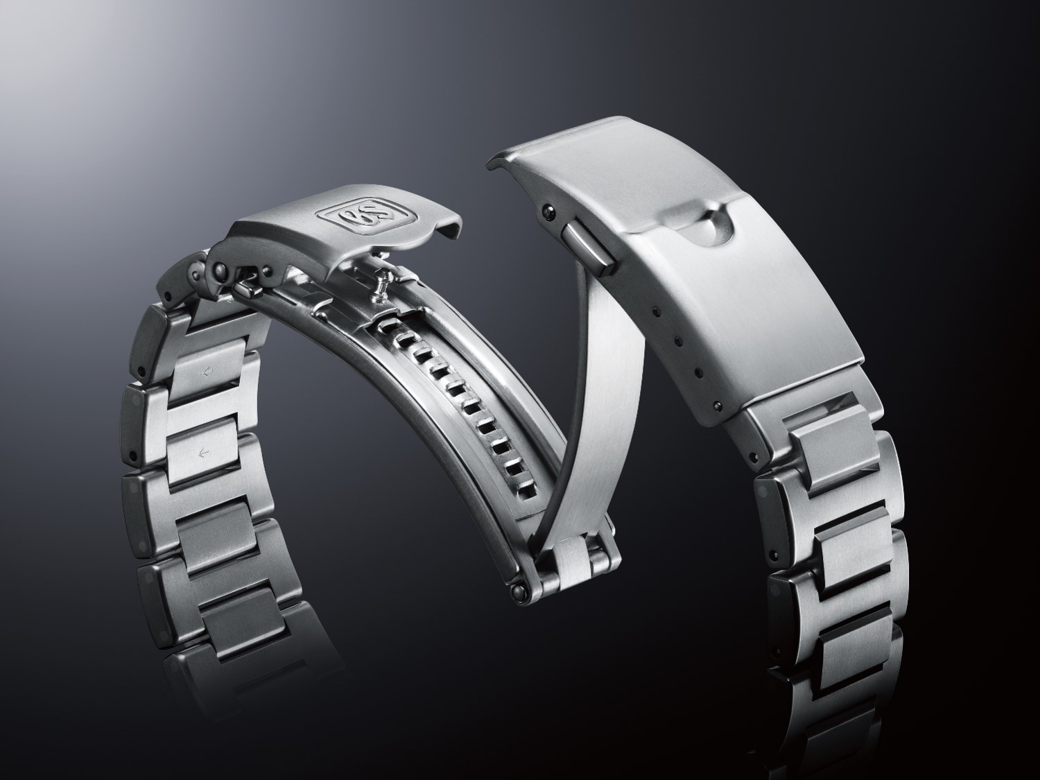 Grand Seiko Sport Collection Spring Drive Chronograph GMT SBGC253 - 3 Grand Seiko Sport Collection Spring Drive Chronograph GMT SBGC253