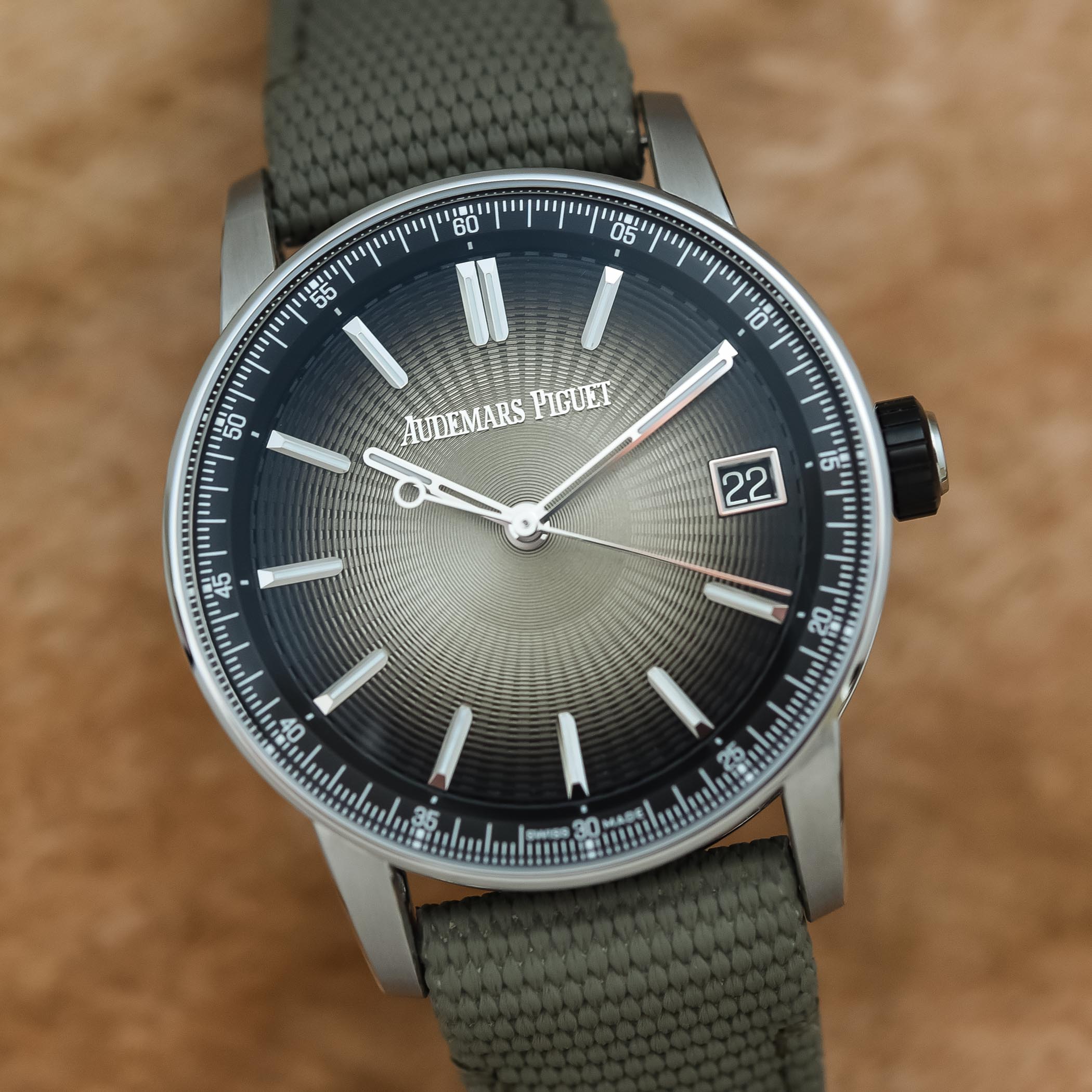 Stainless Steel Code 11.59 Audemars Piguet Collection hands-on review - 16 Stainless Steel And Ceramic Code 11.59 Audemars Piguet Time-and-Date