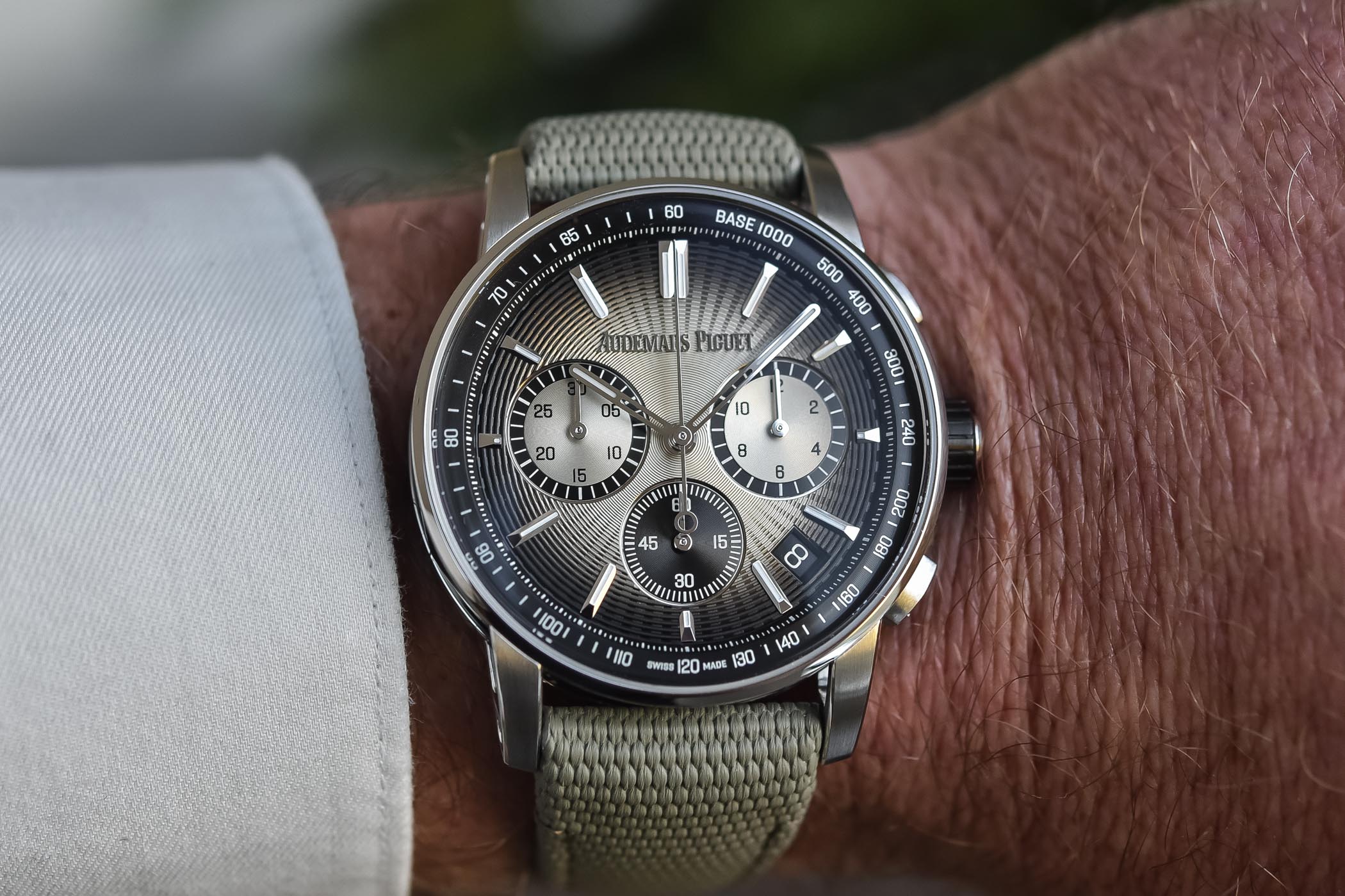 Stainless Steel Code 11.59 Audemars Piguet Collection hands-on review - 8 Stainless Steel and ceramic Code 11.59 Audemars Piguet Chronograph