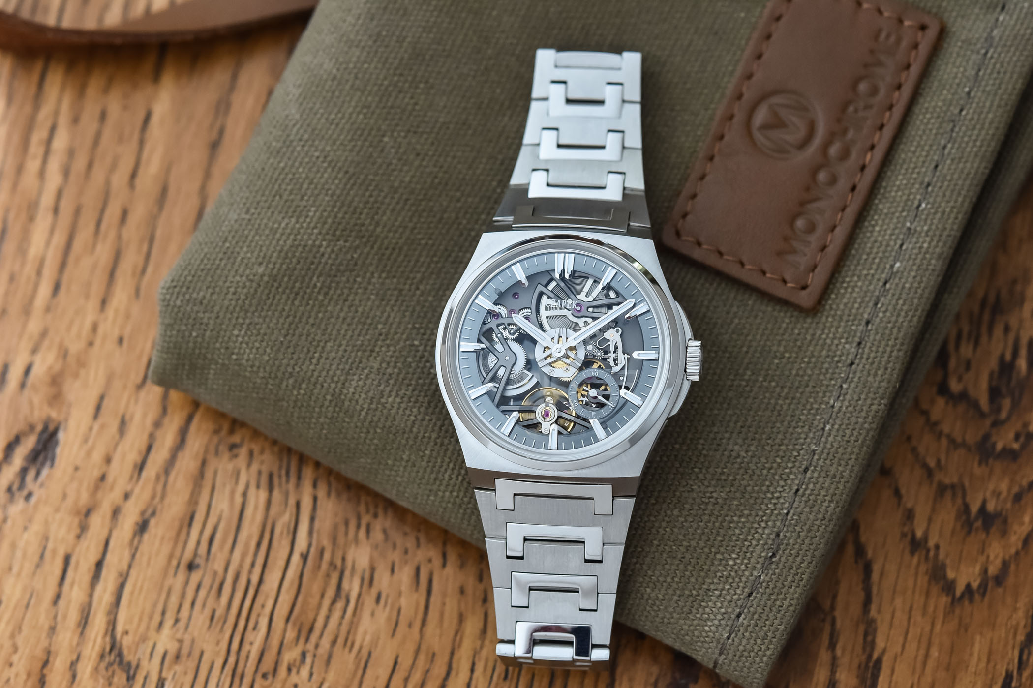 Czapek Antarctique Revelation Skeleton 2023 - Hands-On - 9 Skeletonized Czapek Antarctique Revelation