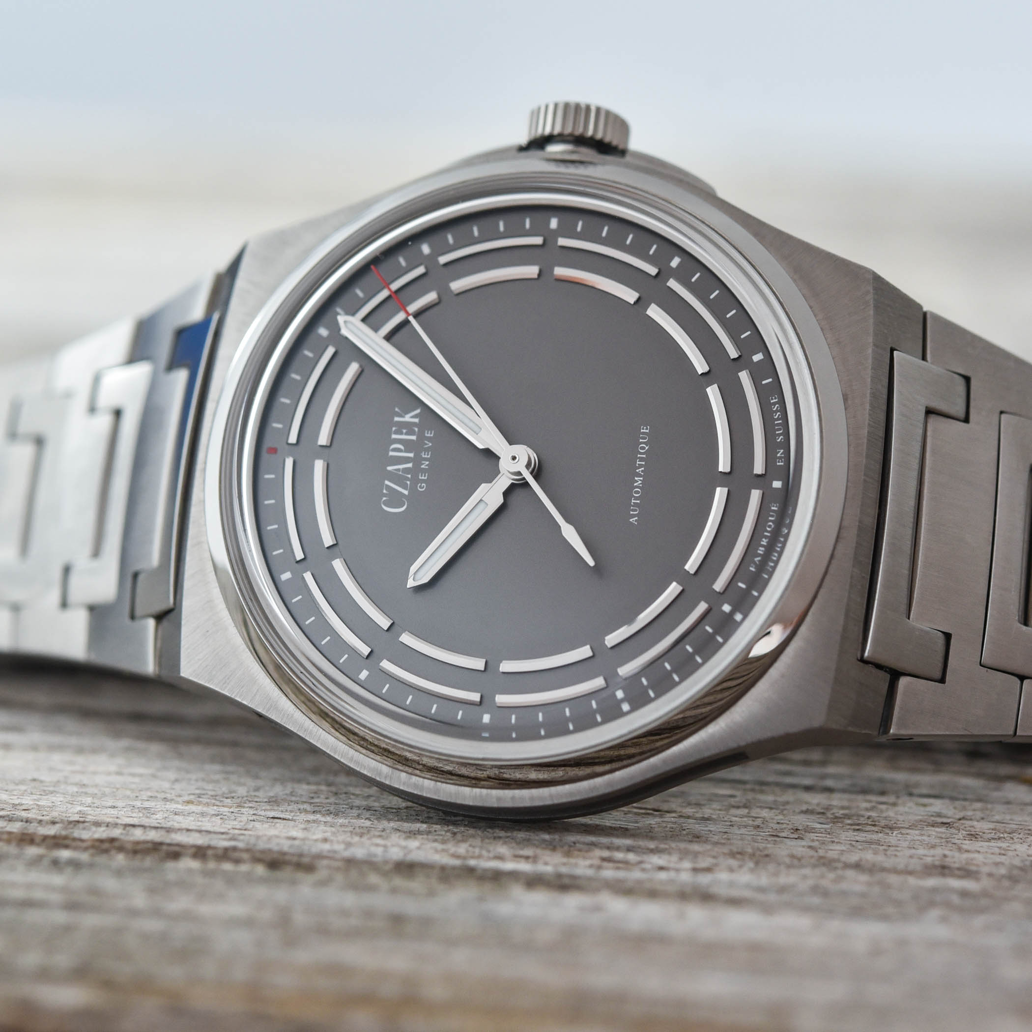 Czapek Antarctique Titanium Dark Sector - hands-on - 4 Czapek Antarctique Titanium Dark Sector