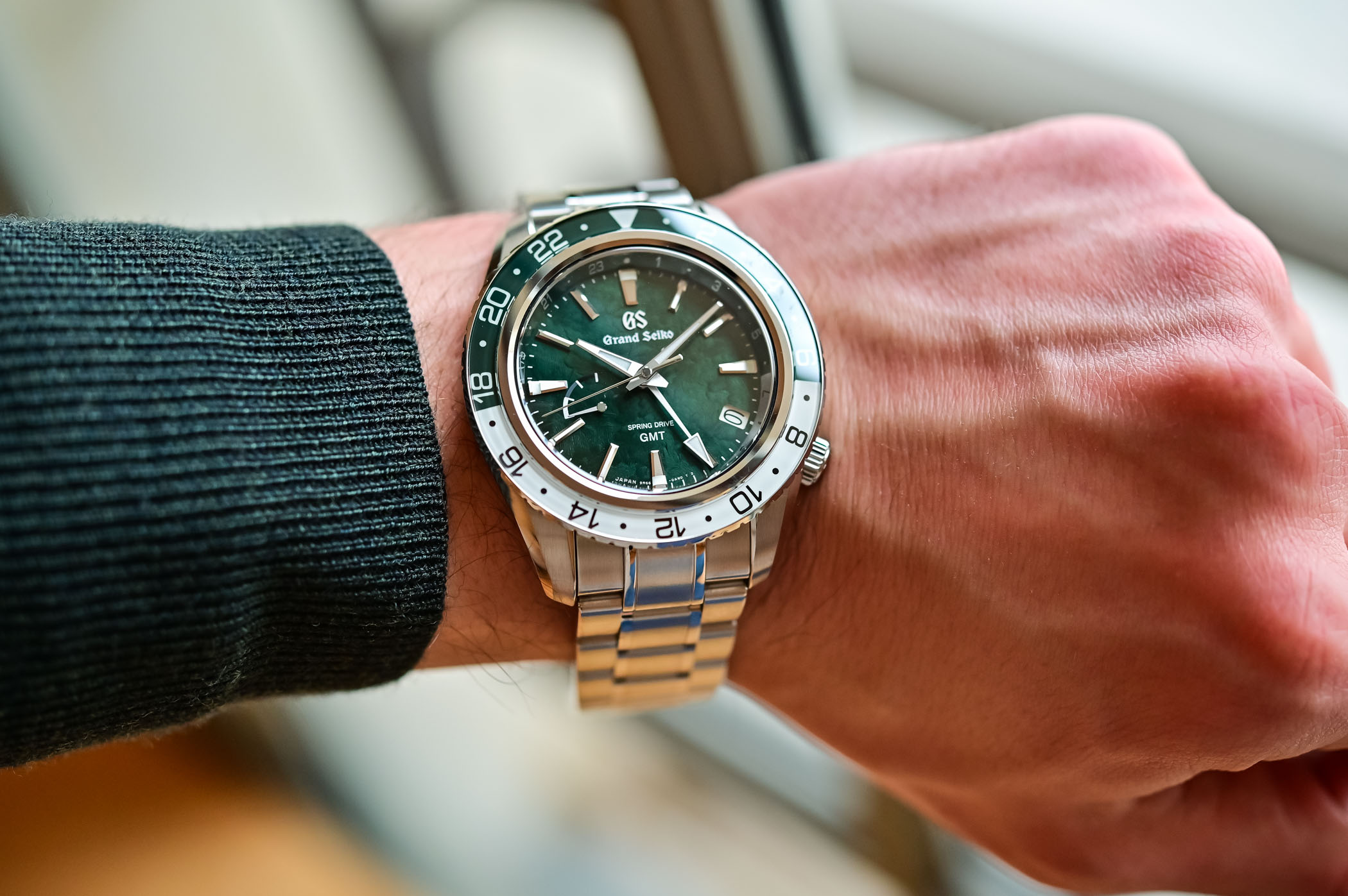 Grand Seiko Spring Drive GMT Hotaka Peaks SBGE295