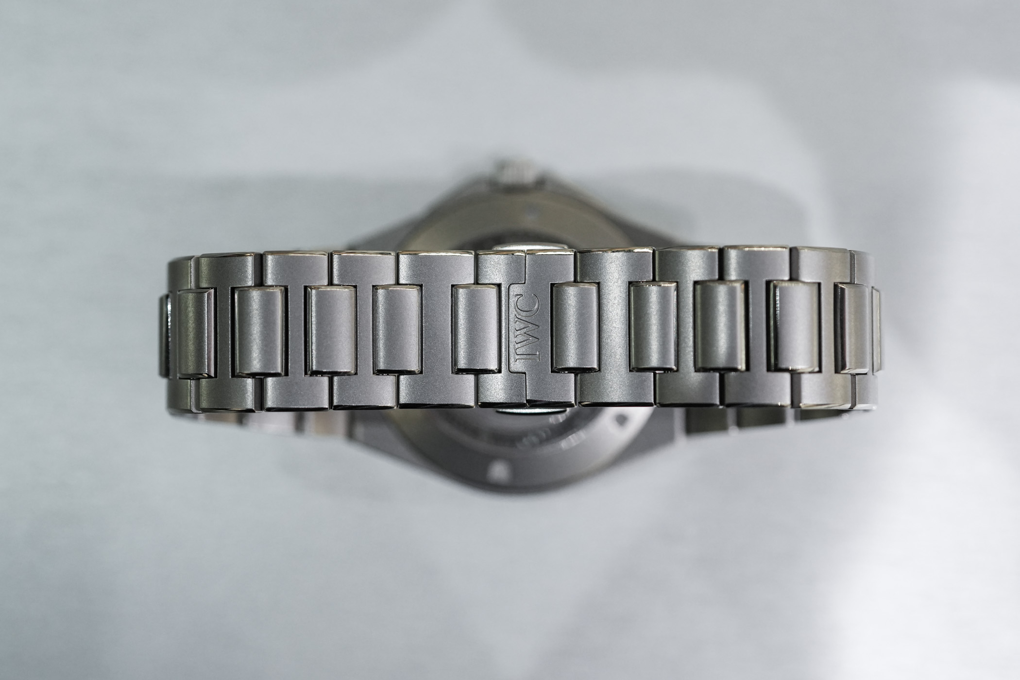 IWC Ingenieur Automatic 40 Titanium IW328904 - Hands-On Review - 9 2023 Genta-Style IWC Ingenieur Automatic 40 Titanium IW328904