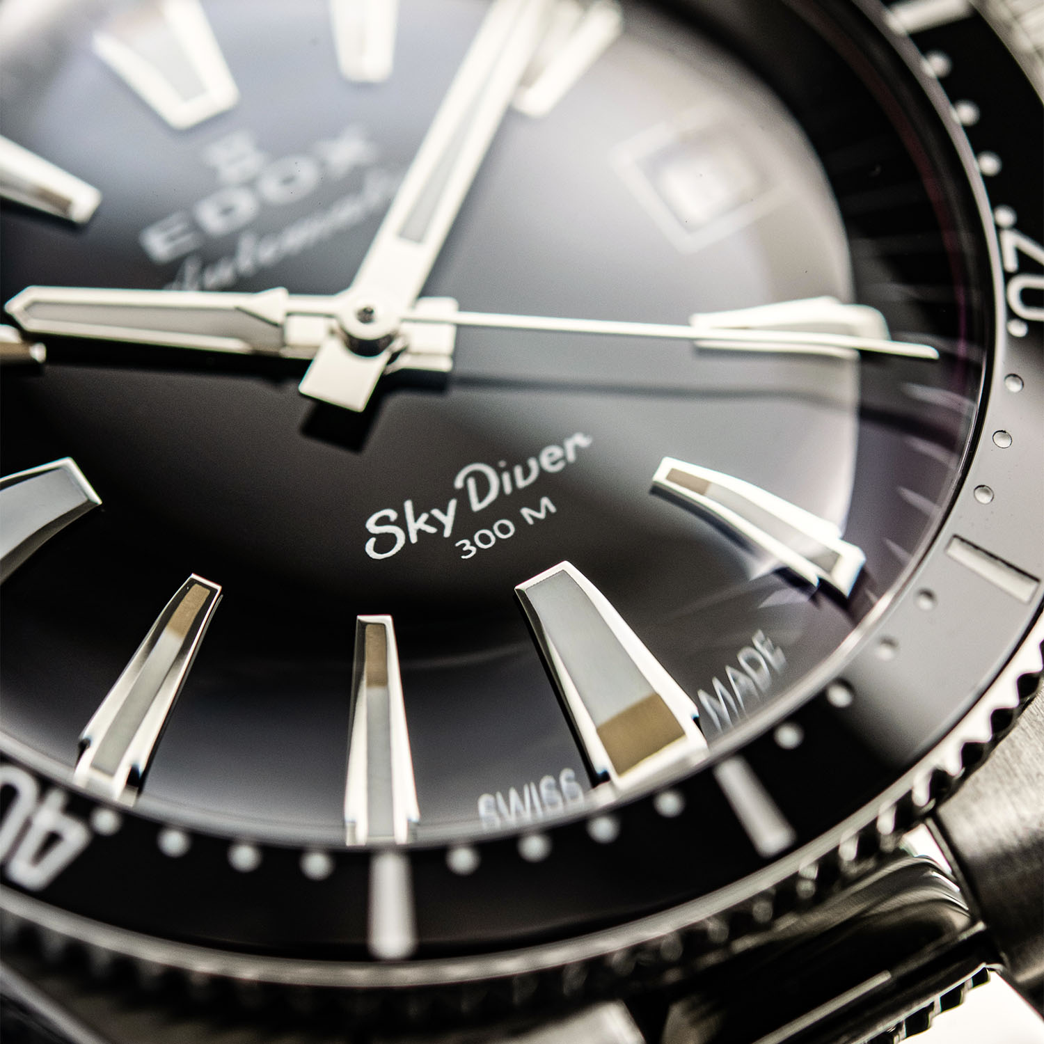 Edox SkyDiver 38 Date Automatic - 9 Edox SkyDiver 38 Date Automatic