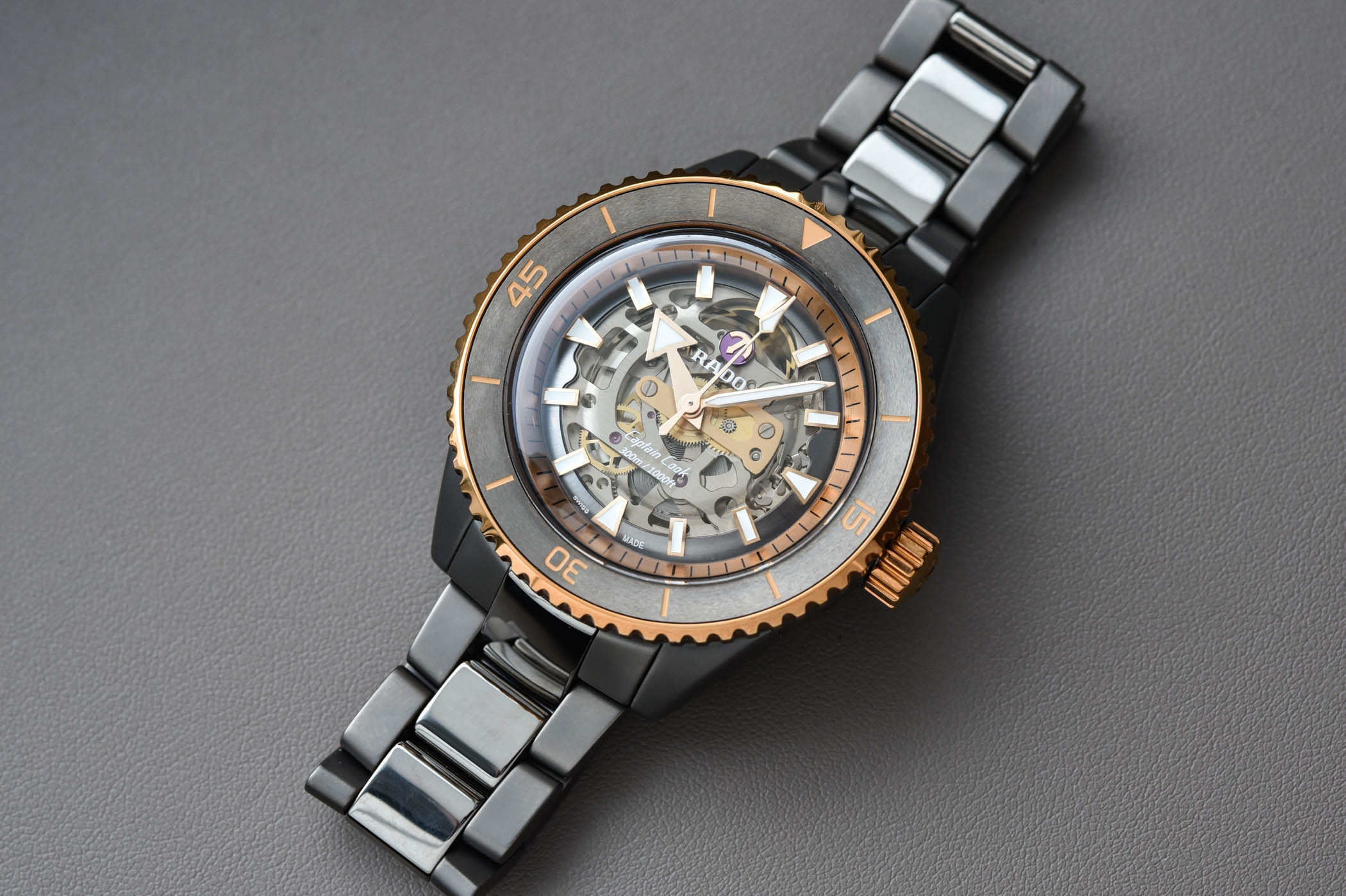 Rado Captain Cook High-Tech Ceramic Skeleton R32148162