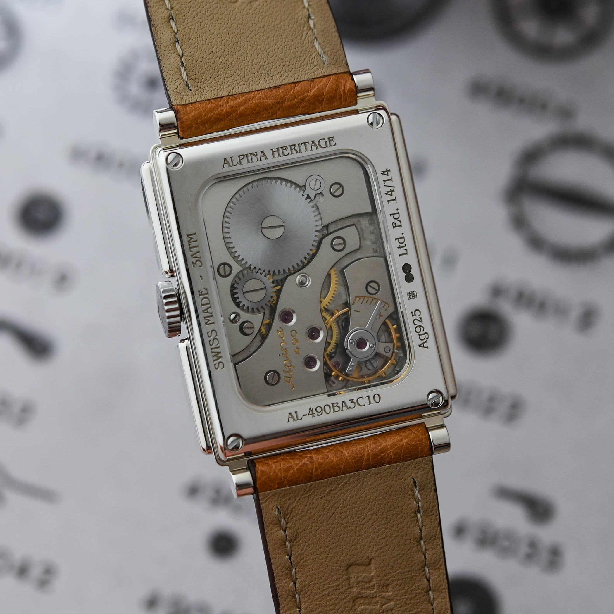 Alpina Heritage Carrée Mechanical 140 Years - New old Stock Vintage Movement Calibre AL-490 - hands-on review - 6 Alpina Heritage Carrée Mechanical 140 Years