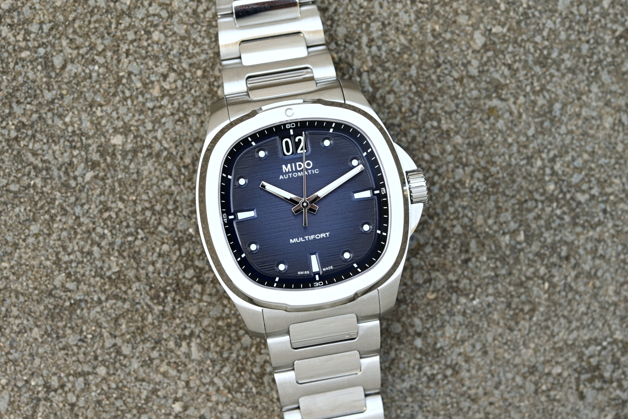 Mido Multifort TV Big Date - blue gradient dial - steel bracelet 2 Mido Multifort TV Big Date - blue gradient dial - steel bracelet 2