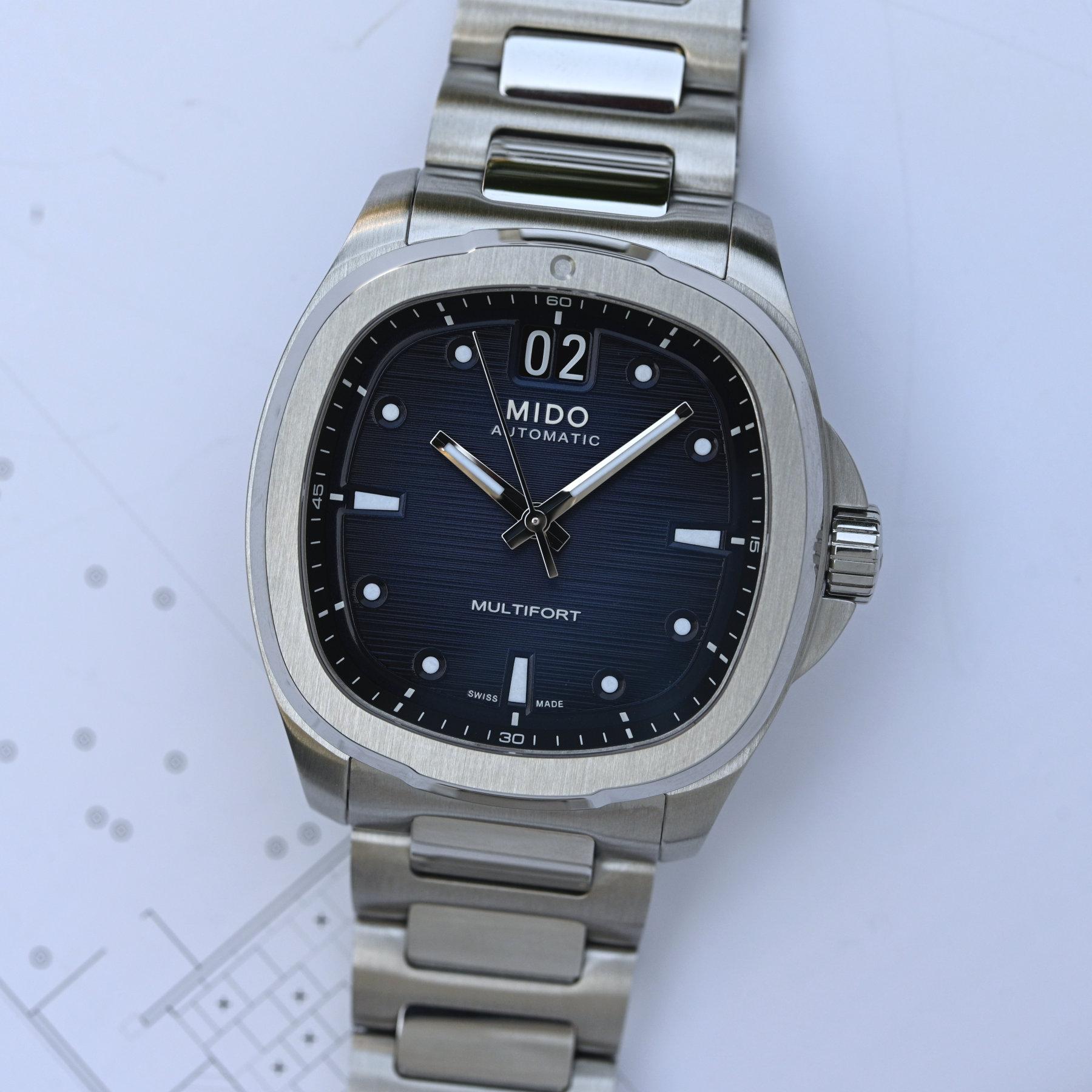 Mido Multifort TV Big Date - blue gradient dial - steel bracelet 7 Mido Multifort TV Big Date - blue gradient dial - steel bracelet 7