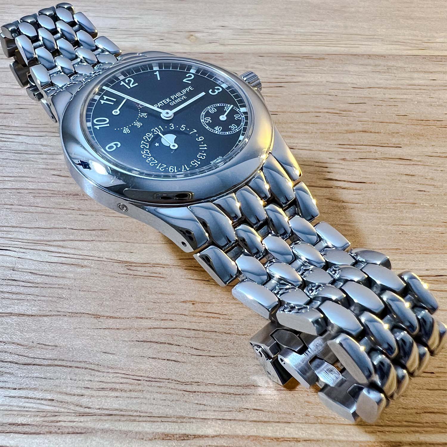 Patek Philippe Neptune 5085A Black dial - Collection Series - 9 Patek Philippe Neptune 5085A Black dial - Collection Series - 9