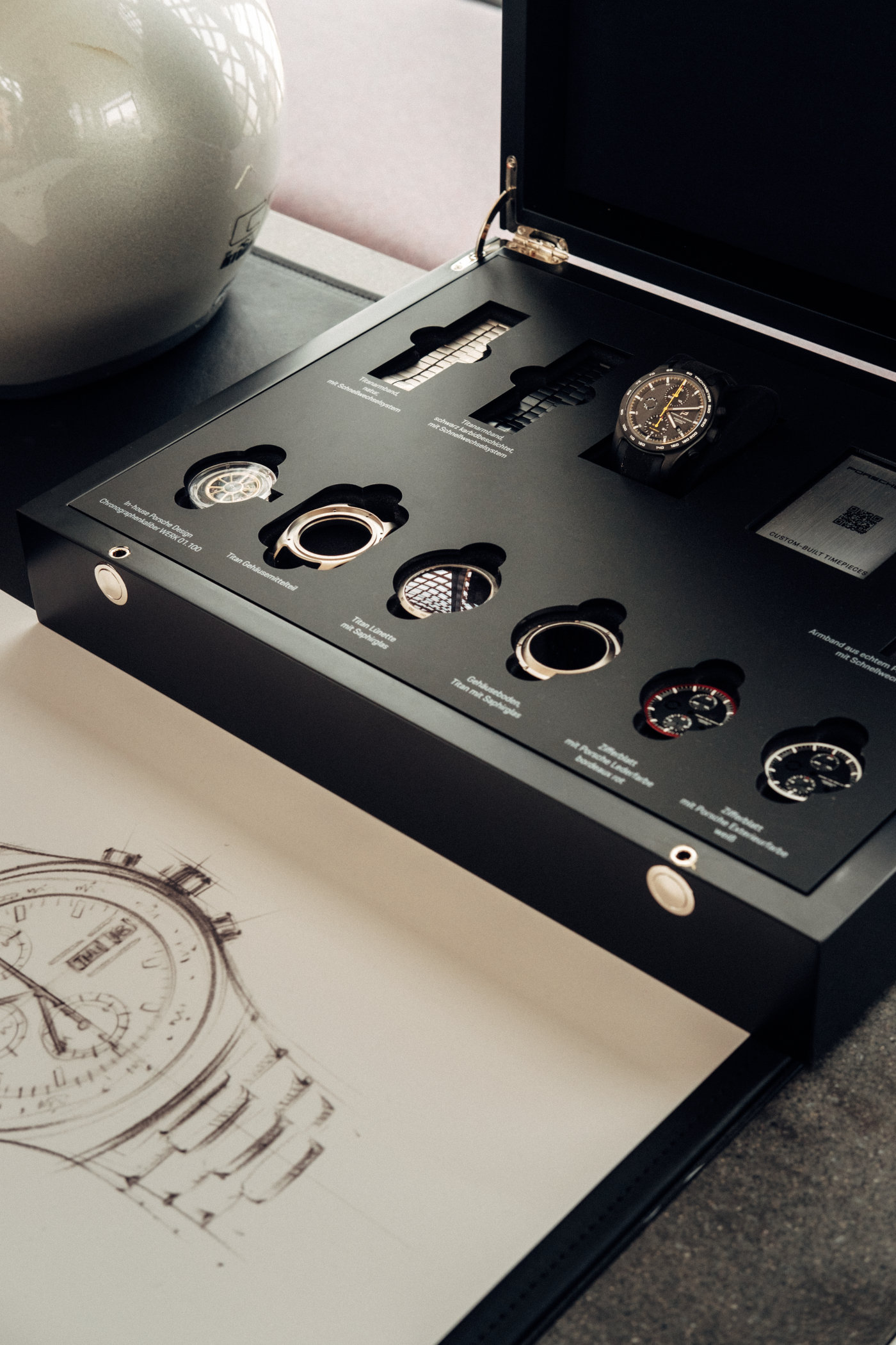 The customizable Porsche Design Chronograph The customizable Porsche Design Chronograph