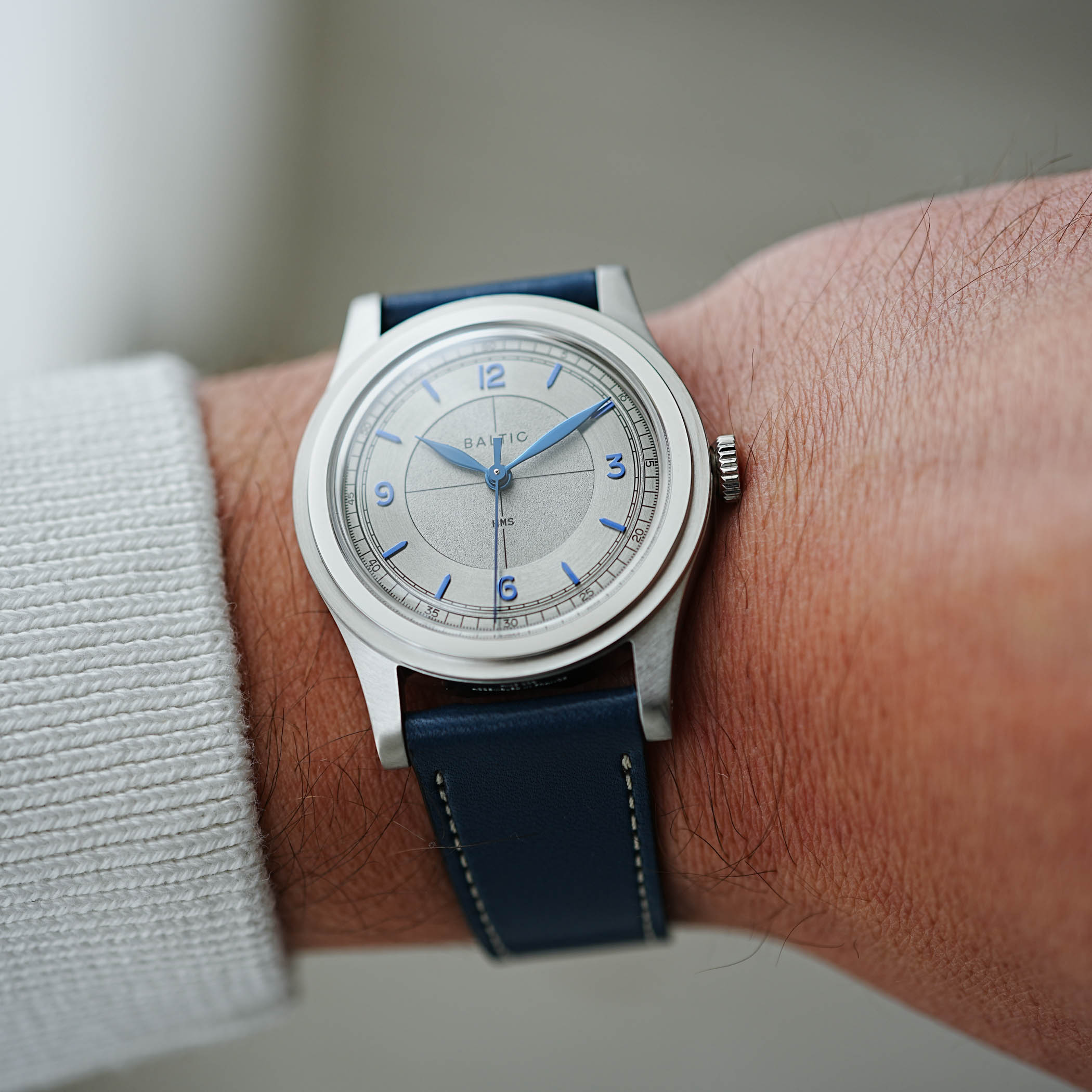 Baltic HMS 003 silver-blue - Baltic Bicompax 003 salmon - hands-on review - 2 Baltic HMS 003 silver-blue - Baltic Bicompax 003 salmon