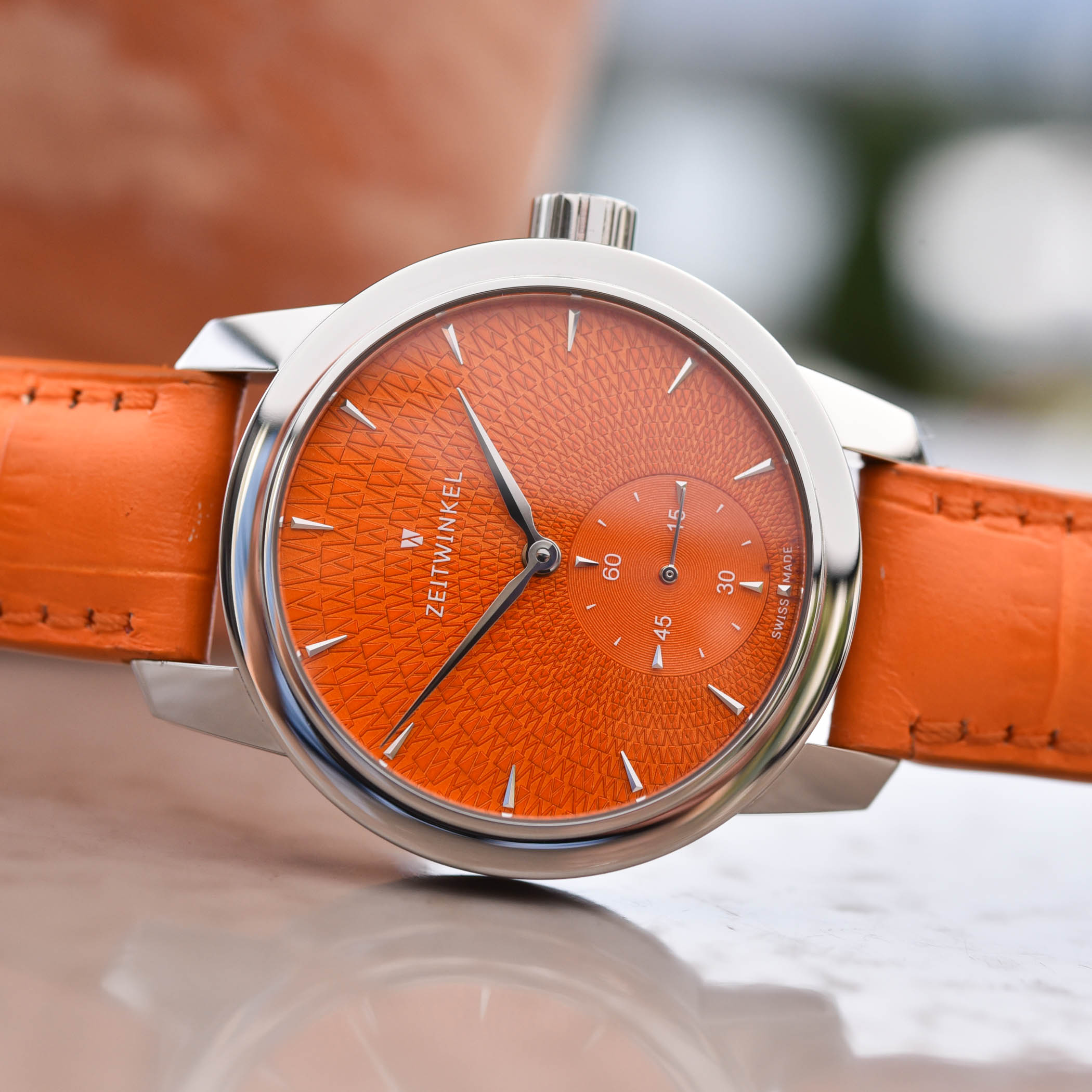 Zeitwinkel Mask Series Coloured dial Small Seconds 188 - hands-on - 3 Zeitwinkel Mask Series Coloured dial Small Seconds 188 - hands-on - 3