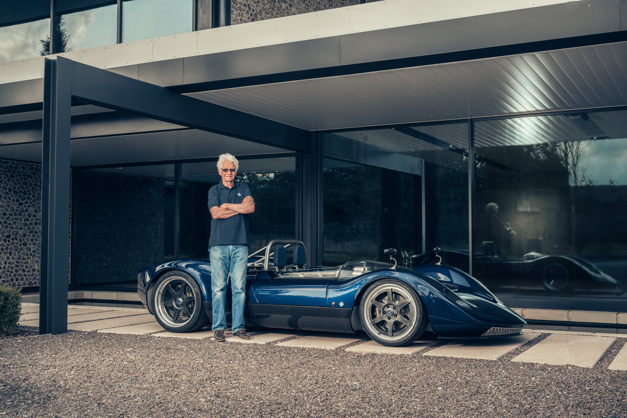 Nichols N1A - Steve Nichols - McLaren MP 4-4 - McLaren M1A - 5 Steve Nichols and his Nichols N1A.