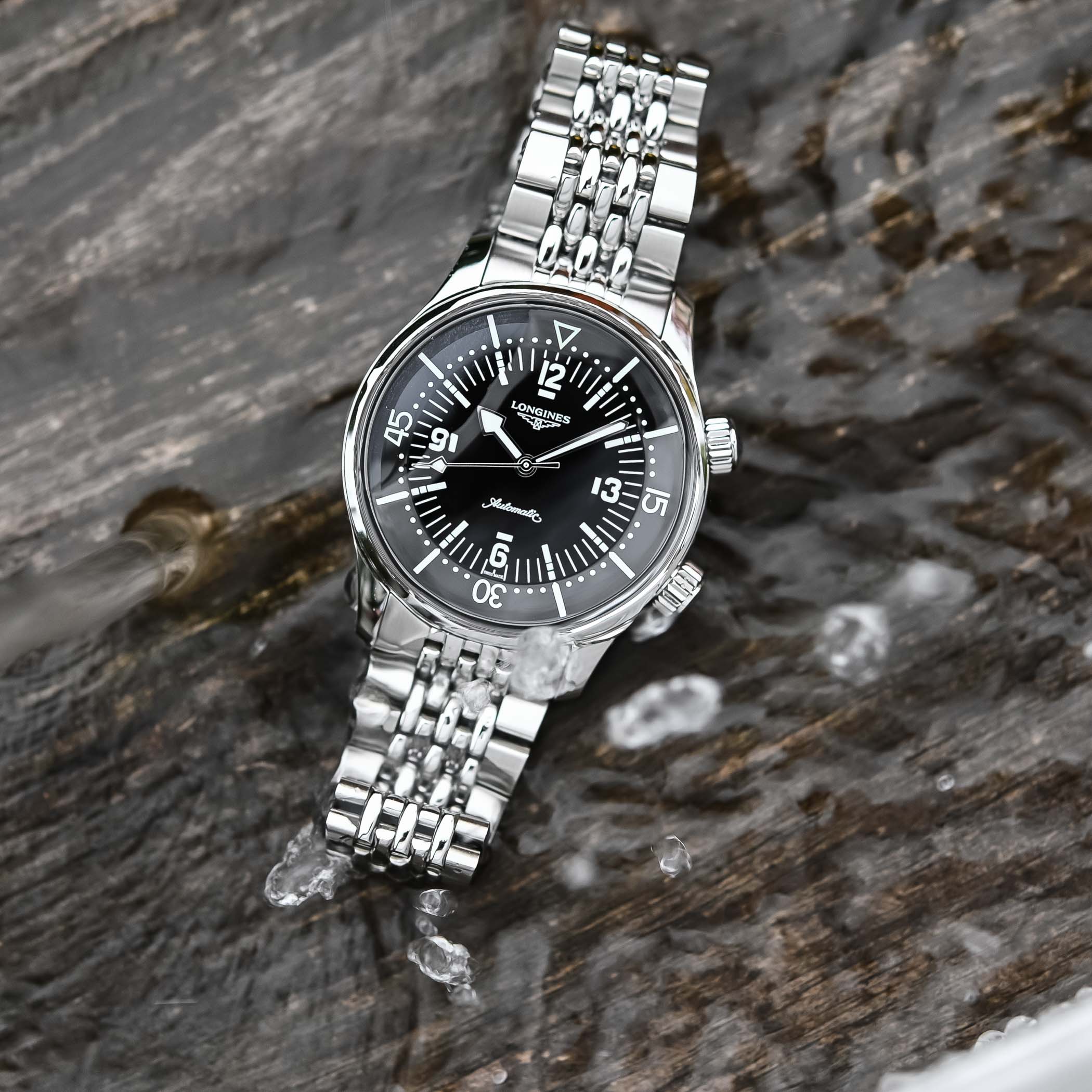 2023 Longines Legend Diver 39mm No-Date COSC - Hands-on Review - 9 Longines Legend Diver 39mm No-Date COSC