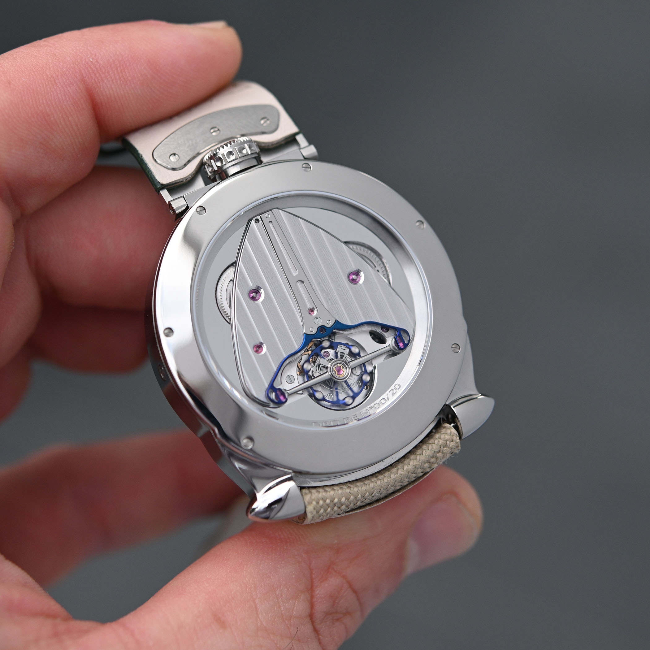 De bethune DBD Evergreen Digitale - dubai watch week 2023 top 5 - 3 De bethune DBD Evergreen Digitale - dubai watch week 2023 top 5 - 3
