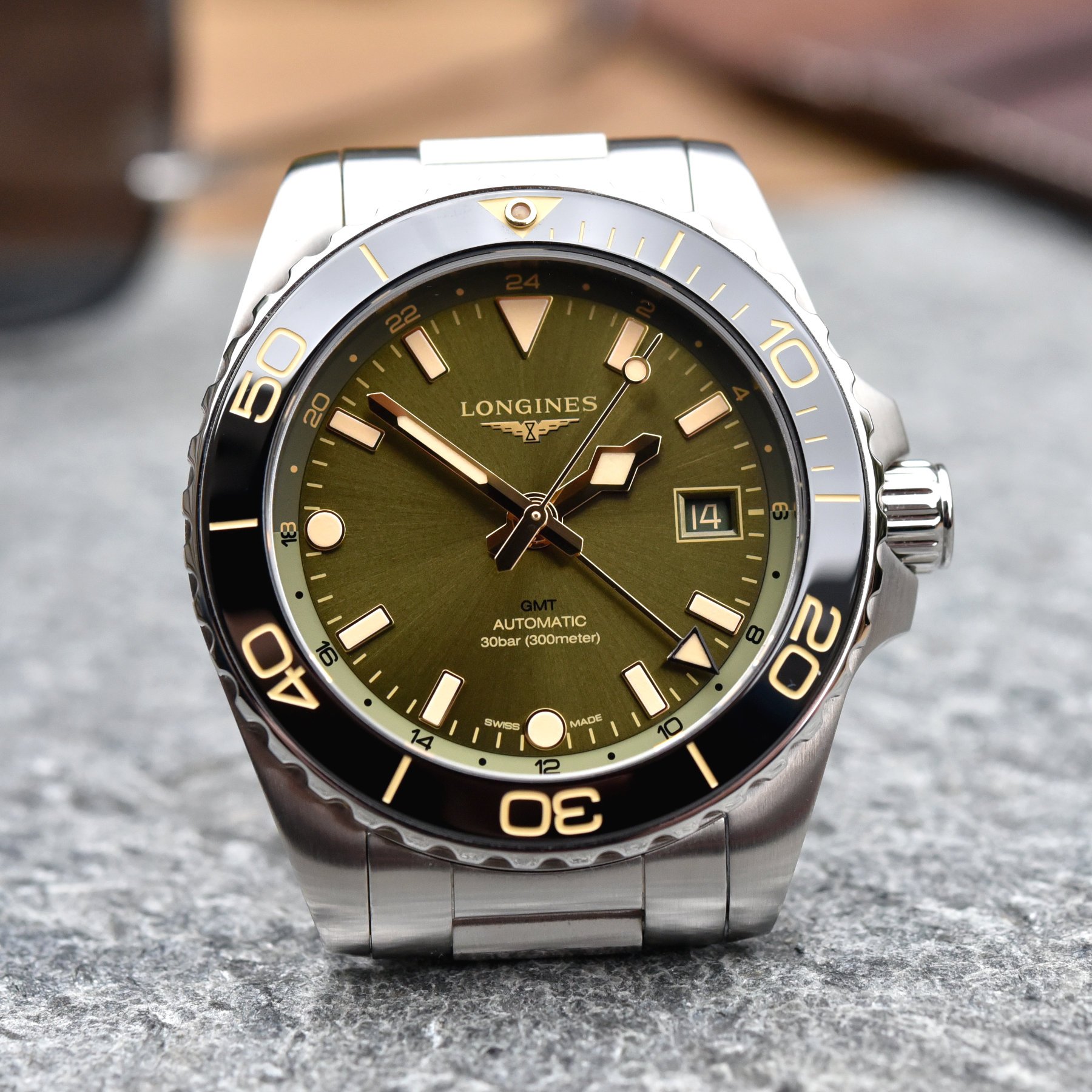 Longines HydroConquest GMT - Hands-on review - blue & green - 2 Longines HydroConquest GMT - Hands-on review - blue & green - 2