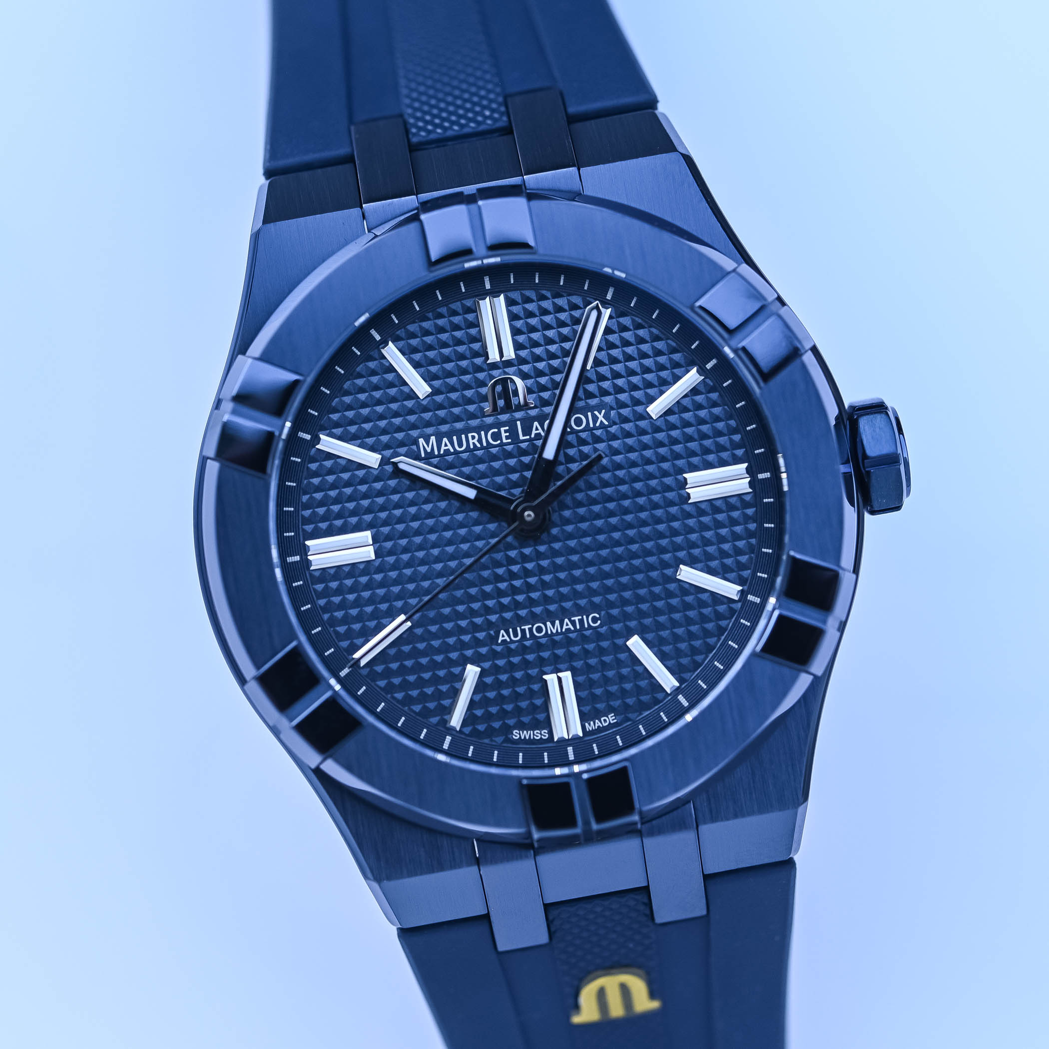 Maurice Lacroix Aikon Automatic 39mm Blue PVD limited edition - hands-on - 7 Maurice Lacroix Aikon Automatic 39mm Blue PVD limited edition - hands-on - 7