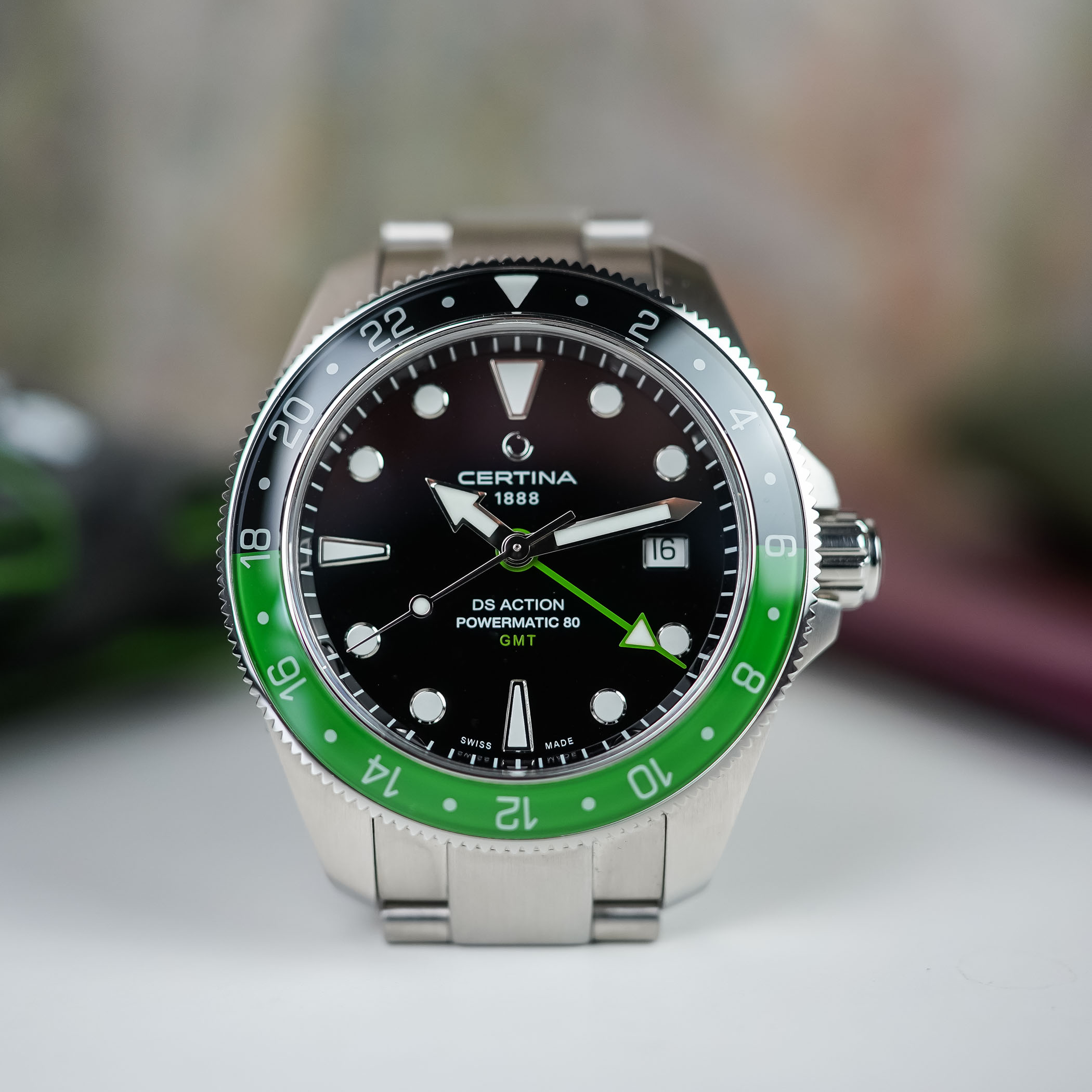 Certina DS Action GMT Powermatic 80 - accessible flyer GMT True GMT video review - 5 Certina DS Action GMT Powermatic 80 - accessible flyer GMT True GMT video review - 5