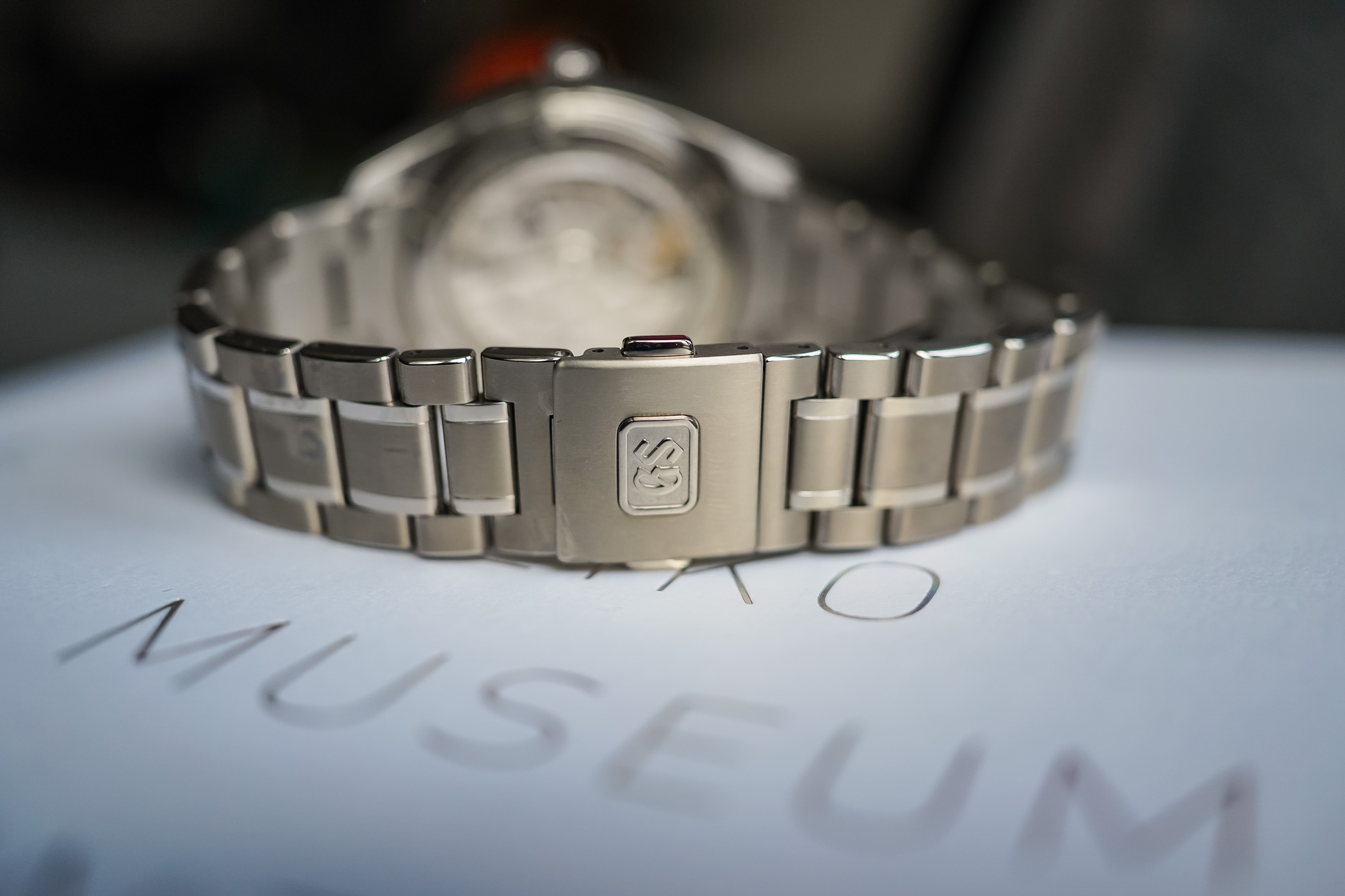 Grand Seiko Pink Snowflake Spring Drive Titanium Caliber 9R 20th Anniversary Limited Edition SBGA497 - review - 5 Grand Seiko Pink Snowflake Spring Drive SBGA497