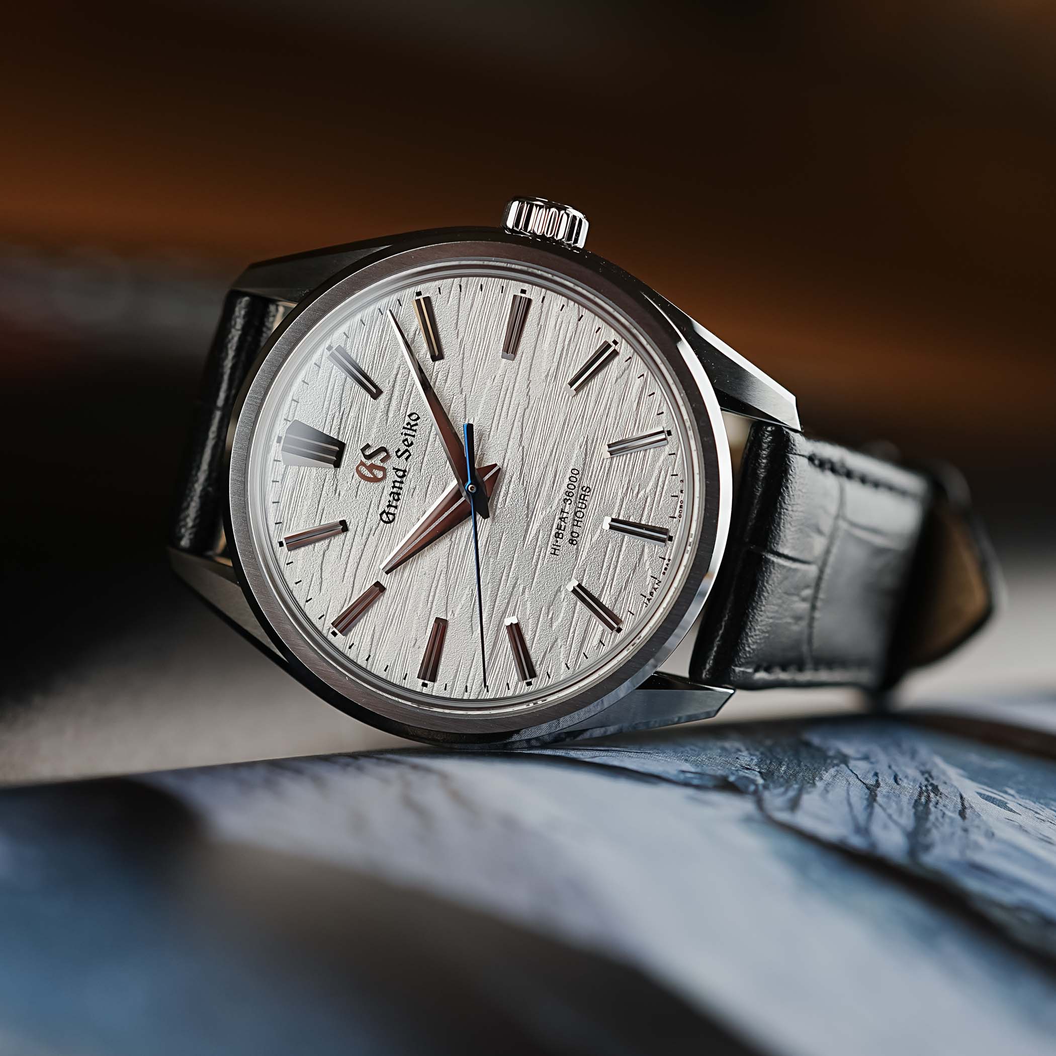 grand-seiko-birch-bark-evolution-9-hi-beat-hand-wound-slgw003-slgw002-caliber-9sa4-review-video-8 grand-seiko-birch-bark-evolution-9-hi-beat-hand-wound-slgw003-slgw002-caliber-9sa4-review-video-8