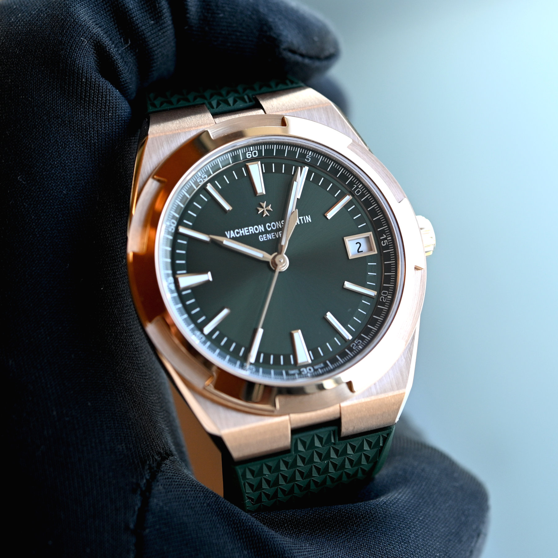 Vacheron Constantin Overseas Self-winding 41mm Pink Gold & Green - 3 Vacheron Constantin Overseas Self-winding 41mm Pink Gold & Green - 3