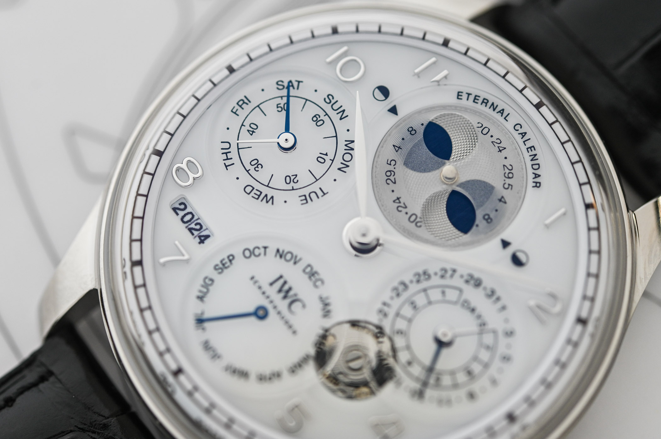 iwc-portugieser-eternal-calendar-iw505701-secular-perpetual-calendar-video-review-9 iwc-portugieser-eternal-calendar-iw505701-secular-perpetual-calendar-video-review-9