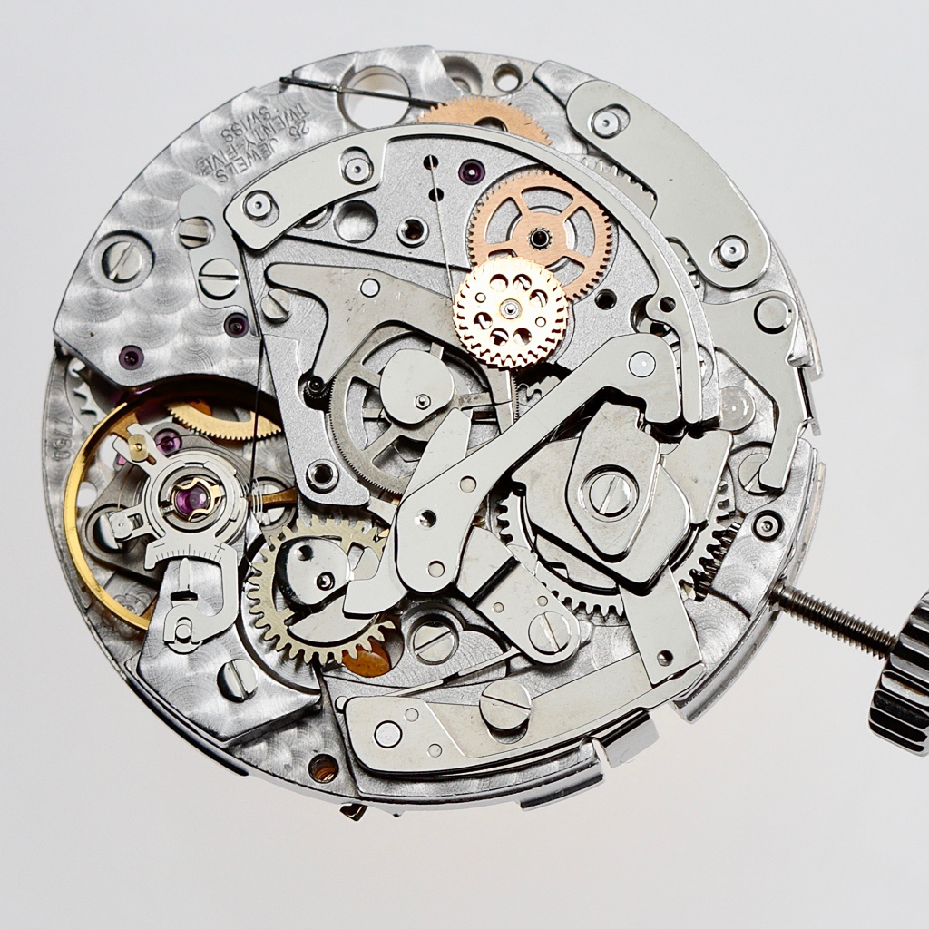 Valjoux 7750 deconstruction - Naked Watchmaker - 5 Image by www.thenakedwatchmaker.com