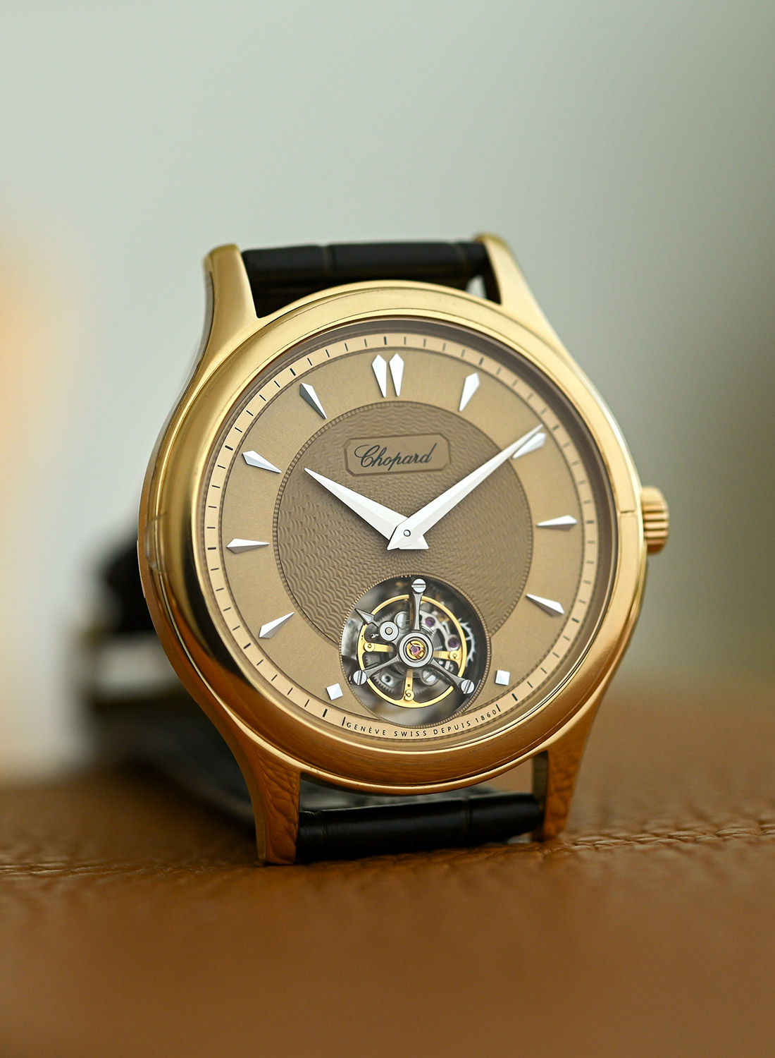 Chopard L.U.C 1860 Flying Tourbillon Yellow Gold 25th Anniversary 161990-0001 - review - 5 Chopard L.U.C 1860 Flying Tourbillon Yellow Gold 25th Anniversary 161990-0001 - review - 5