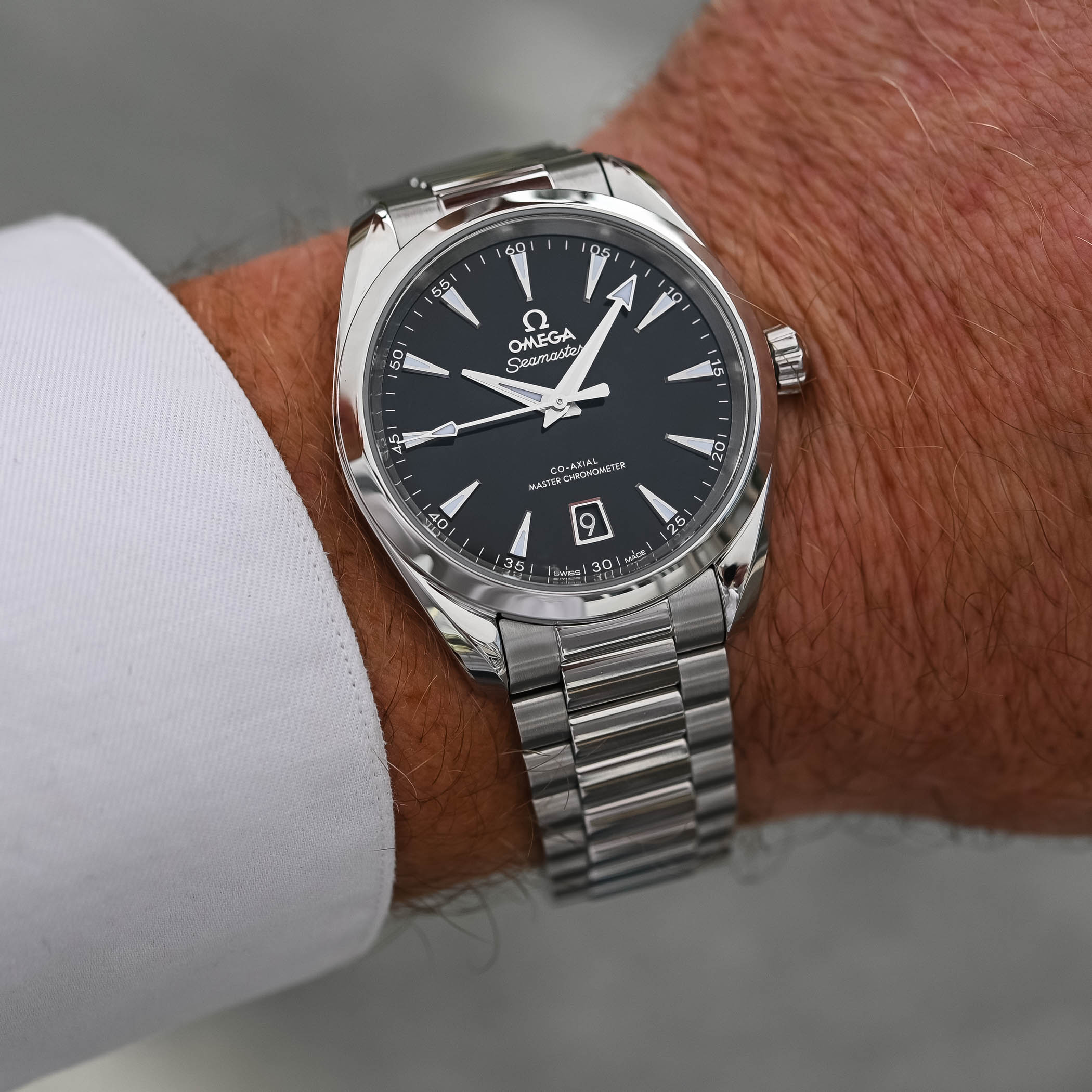 Omega Seamaster Aqua terra Black Dial Glossy 2024 41mm 38mm 34mm - review - 1 Omega Seamaster Aqua terra Black Dial Glossy 2024 41mm 38mm 34mm - review - 1