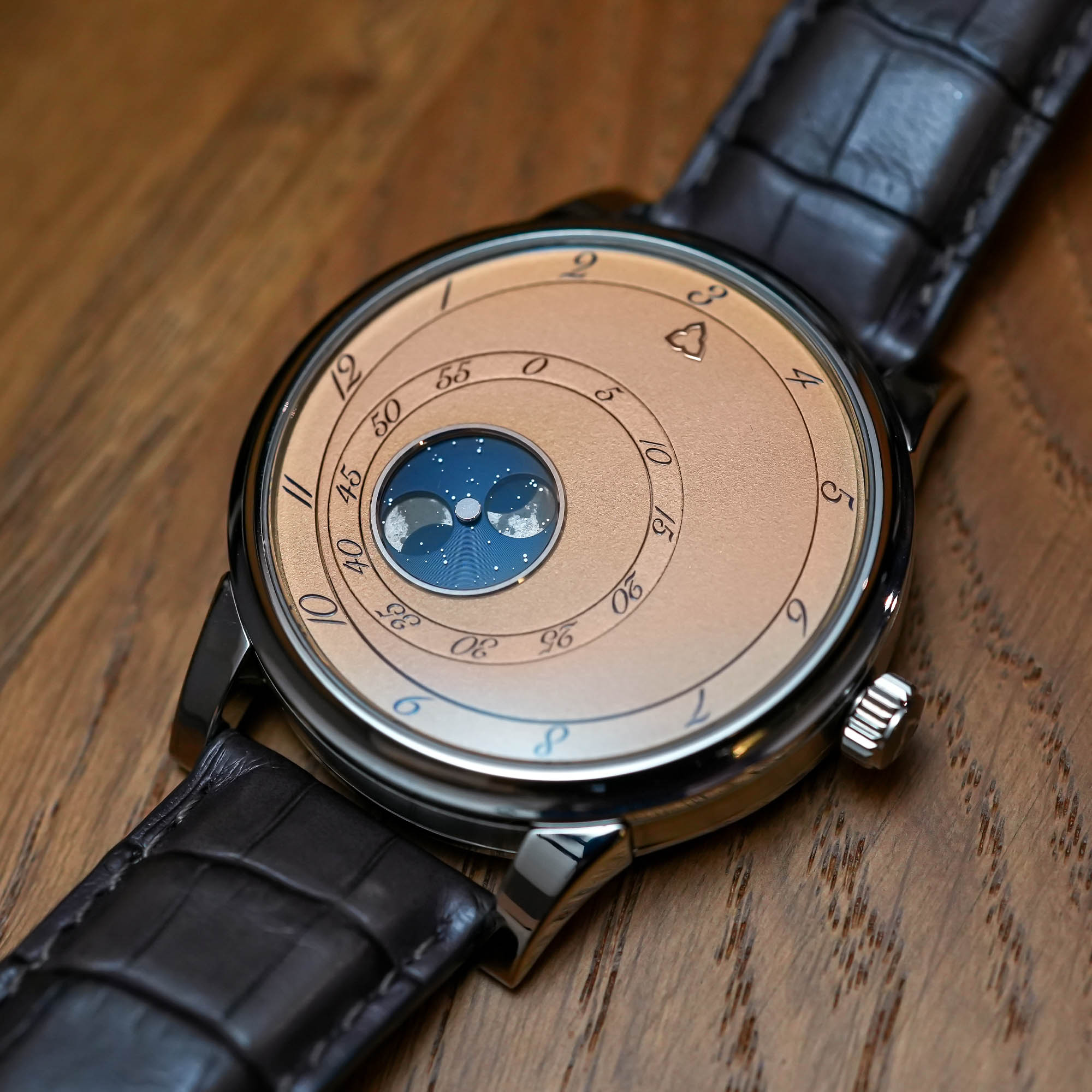 trilobe-les-matinaux-heure-exquise-moonphase-review-1 trilobe-les-matinaux-heure-exquise-moonphase-review-1