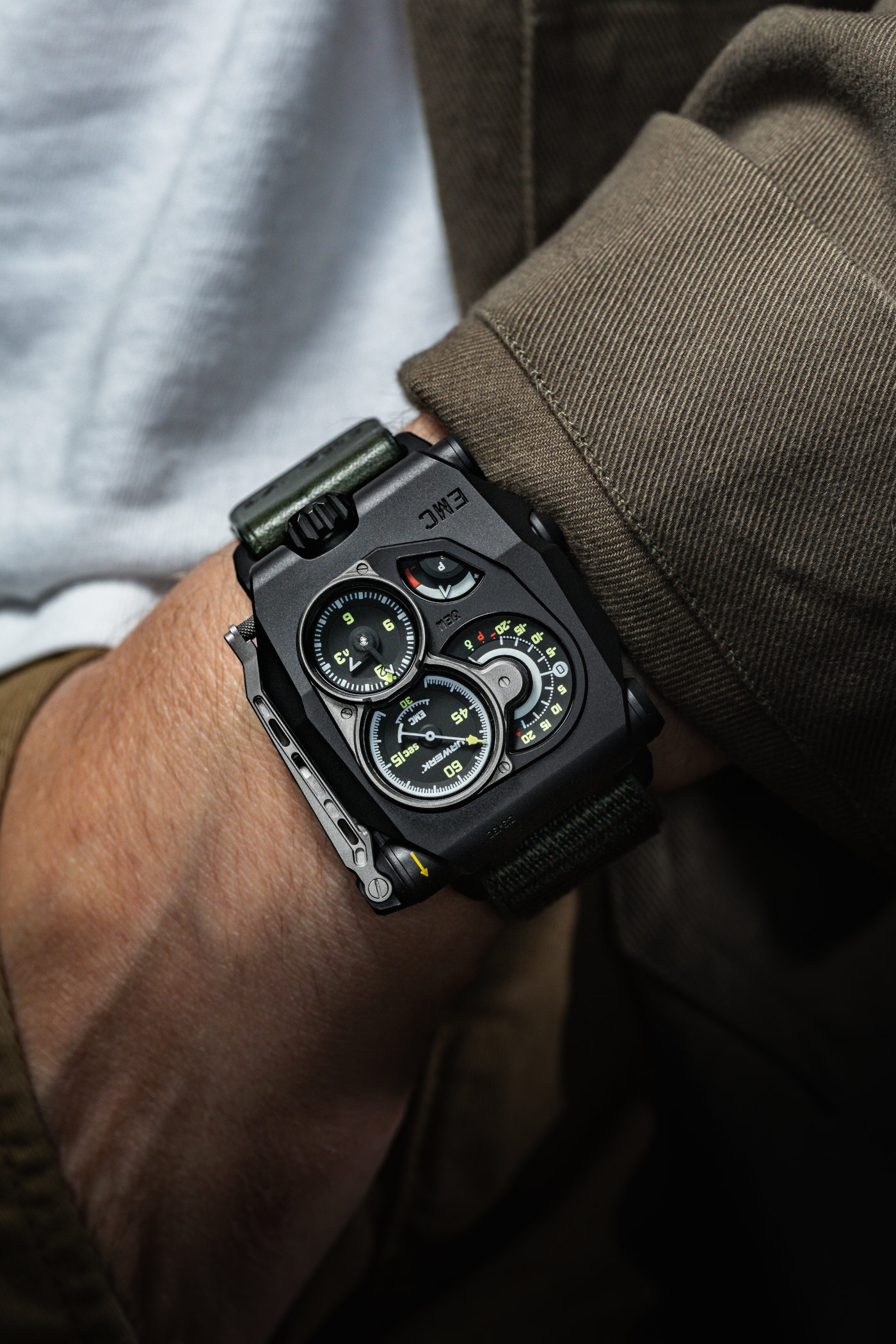 2024 Urwerk EMC SR-71 - 4 2024 Urwerk EMC SR-71 - 4