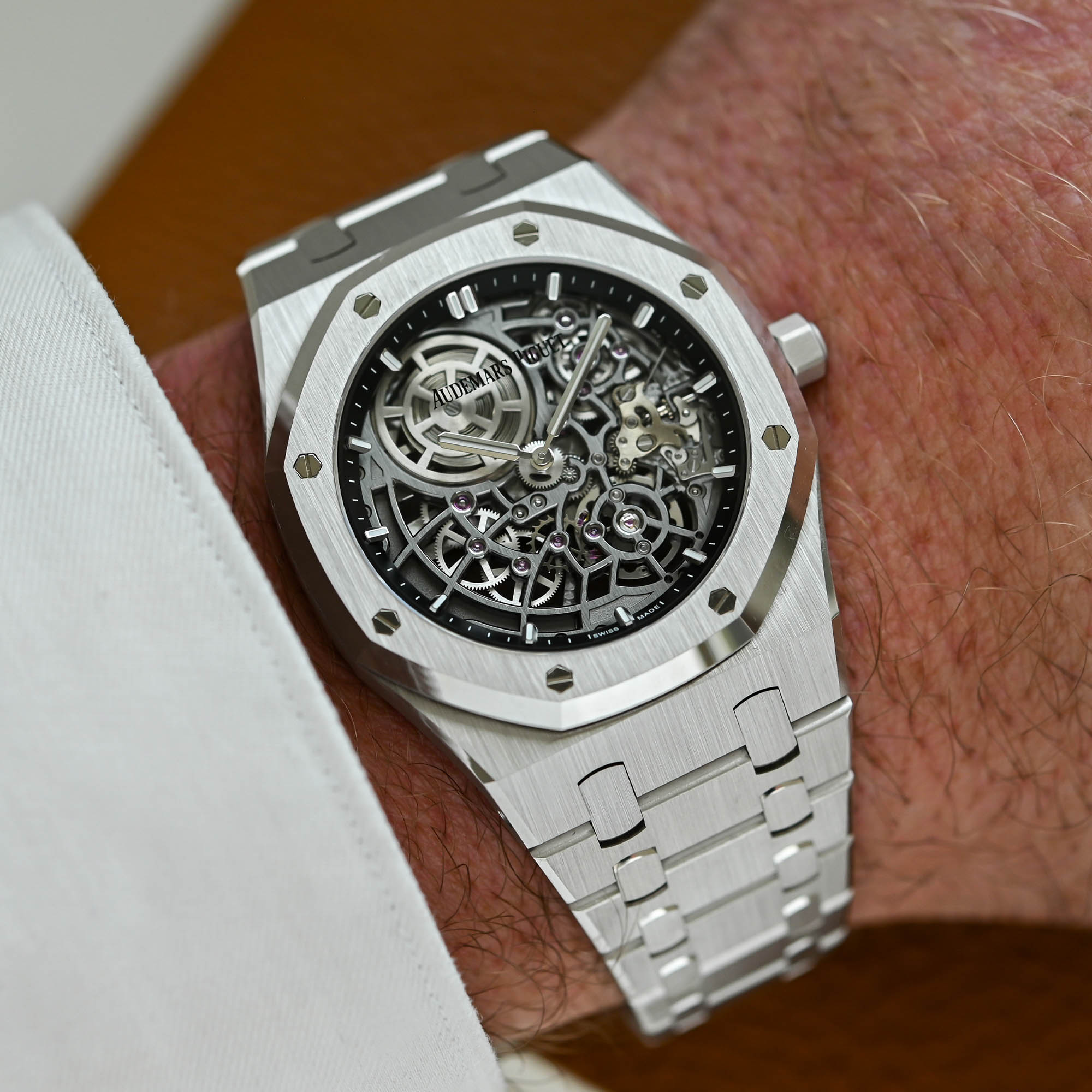 Audemars Piguet Royal Oak Jumbo Extra-Thin Openworked 16204BC - 6 Audemars Piguet Royal Oak Jumbo Extra-Thin Openworked 16204BC - 6