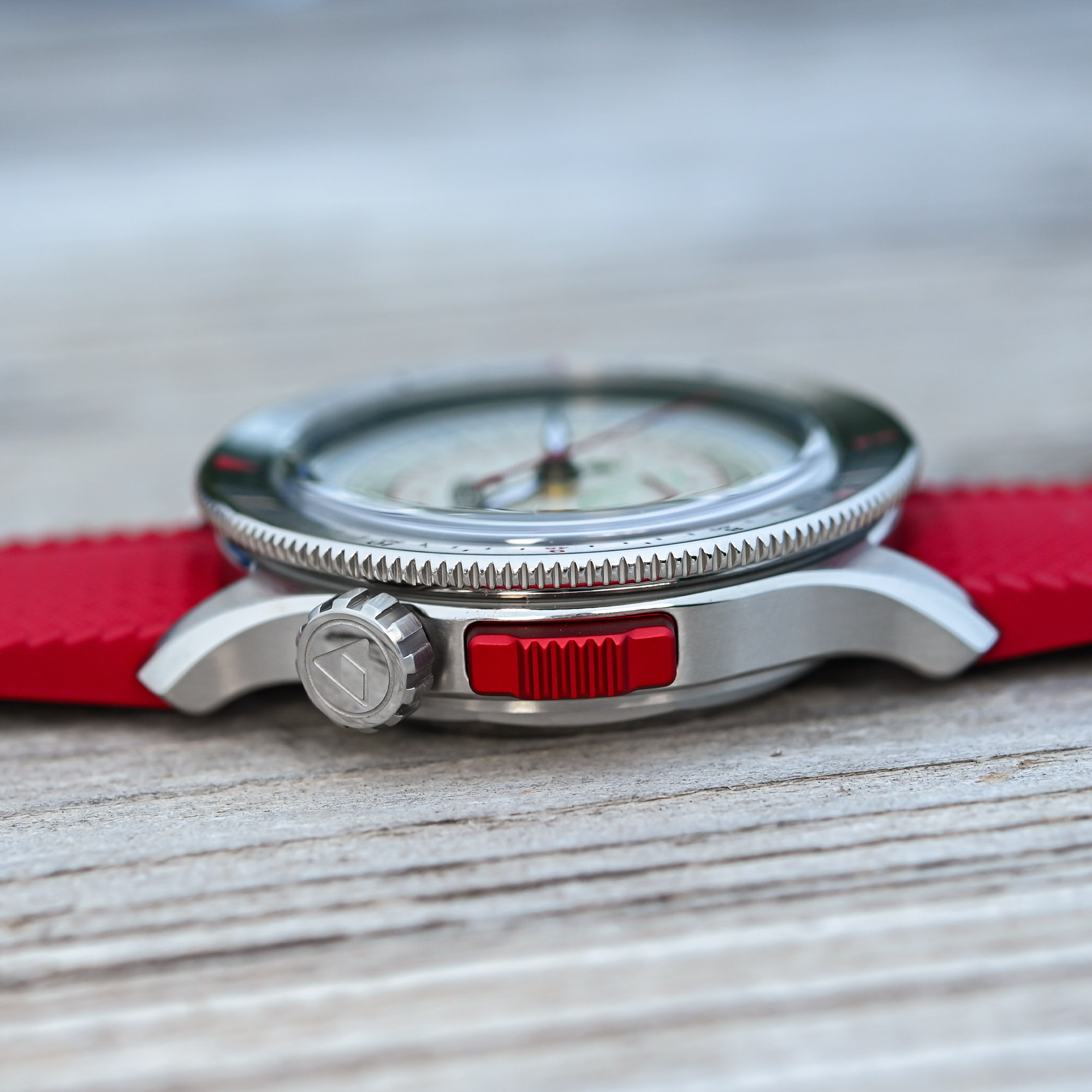 albishorn-x-massena-lab-maxigraph-a-regatta-chronograph-newly-created-brand-11 albishorn-x-massena-lab-maxigraph-a-regatta-chronograph-newly-created-brand-11