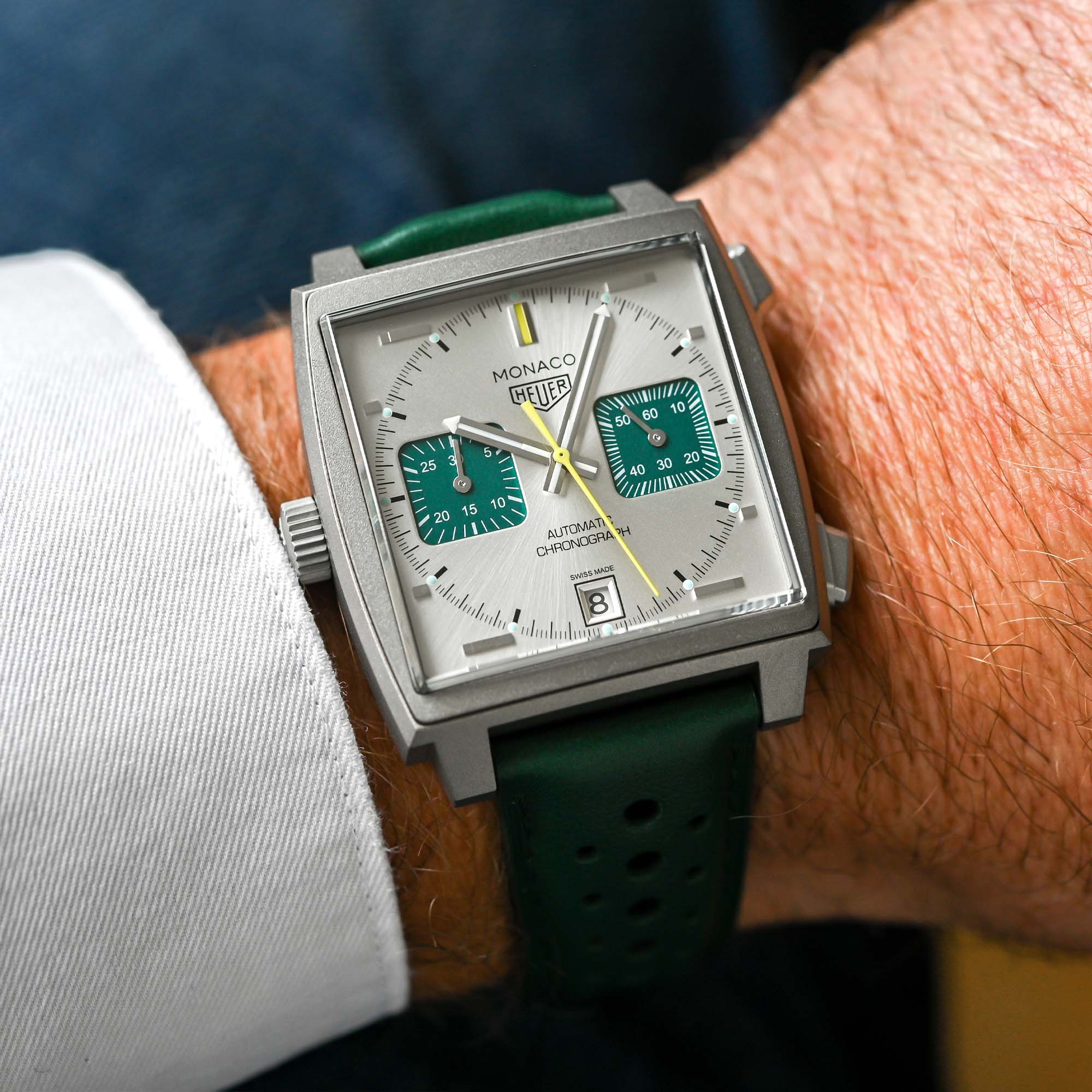 TAG Heuer Monaco Chronograph Racing Green Calibre 11 Titanium - review - 10 TAG Heuer Monaco Chronograph Racing Green Calibre 11 Titanium - review - 10