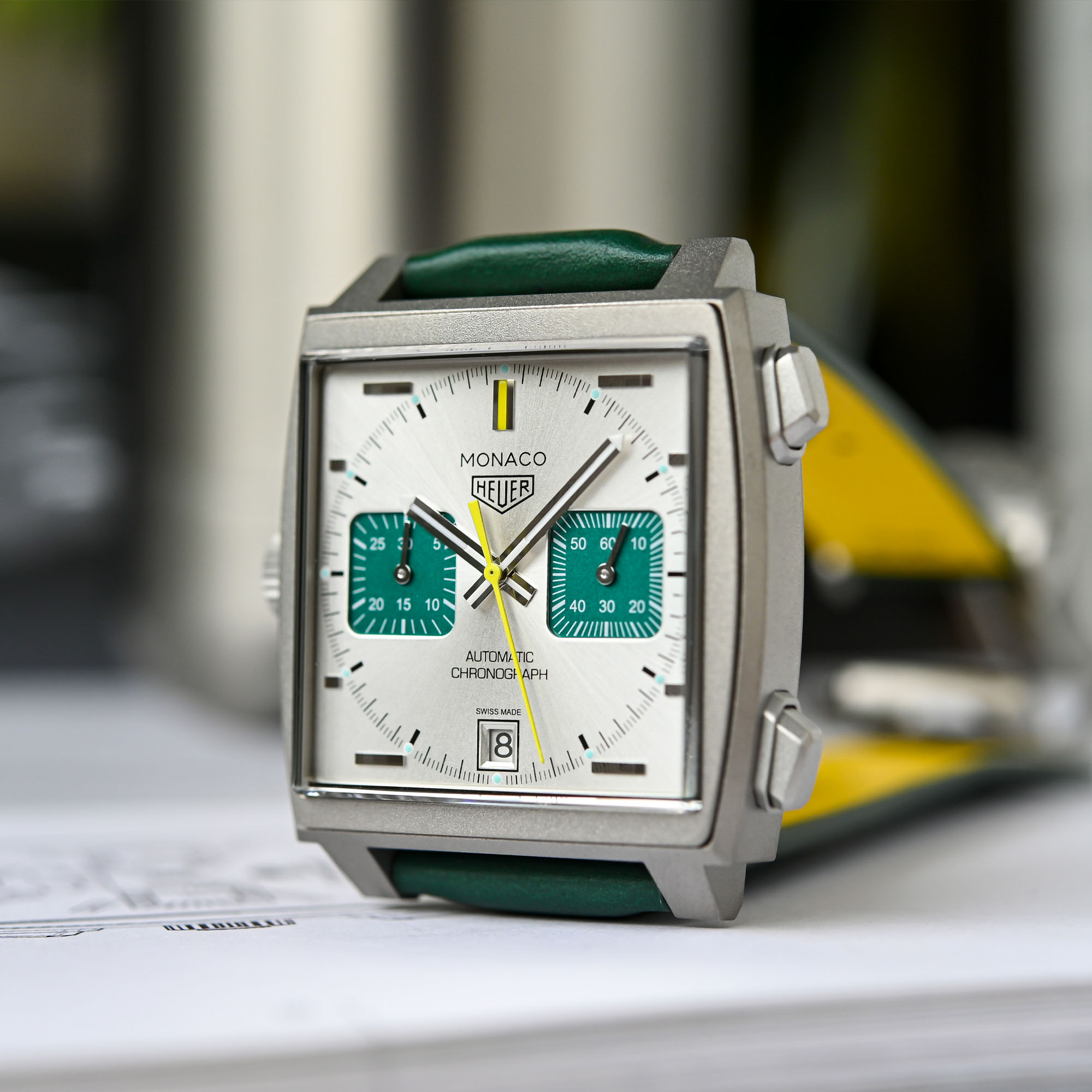 TAG Heuer Monaco Chronograph Racing Green Calibre 11 Titanium - review - 4 TAG Heuer Monaco Chronograph Racing Green Calibre 11 Titanium - review - 4
