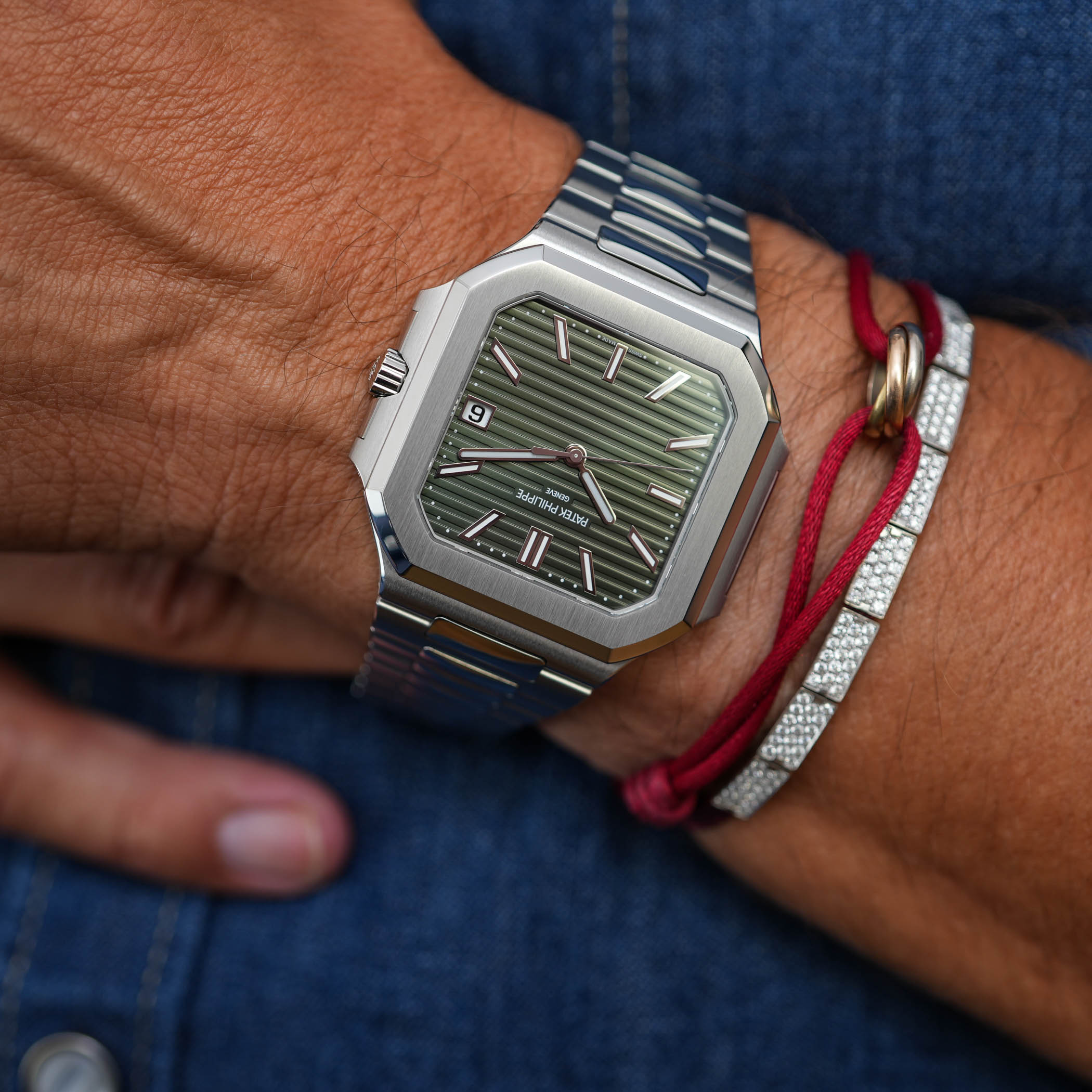 Patek Philippe Cubitus 5821A Steel green luxury sports watch review - 12 Patek Philippe Cubitus 5821A Steel green luxury sports watch review - 12