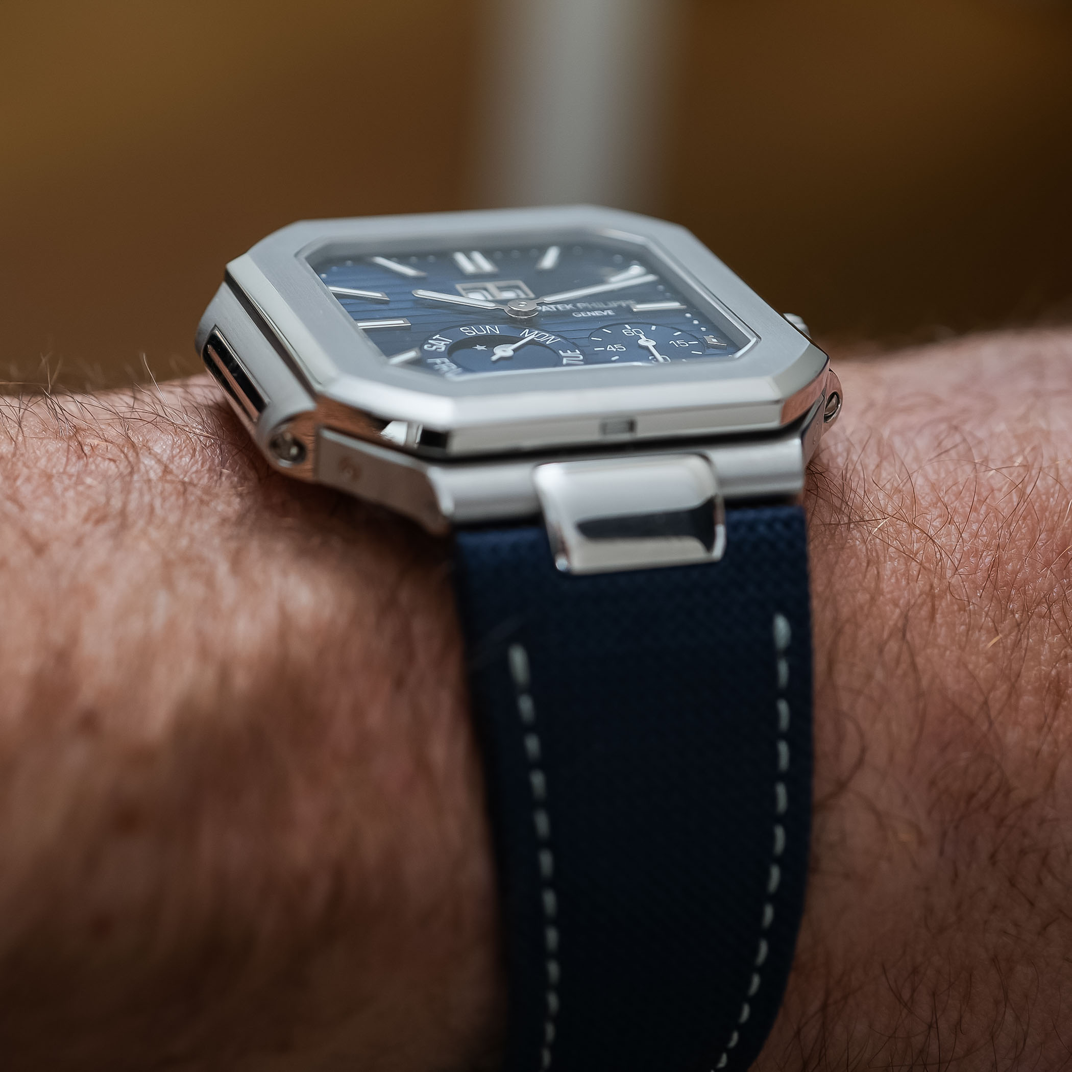 Patek Philippe Cubitus Instantaneous Grand Date 5822P platinum blue dial review - 2 Patek Philippe Cubitus Instantaneous Grand Date 5822P platinum blue dial review - 2