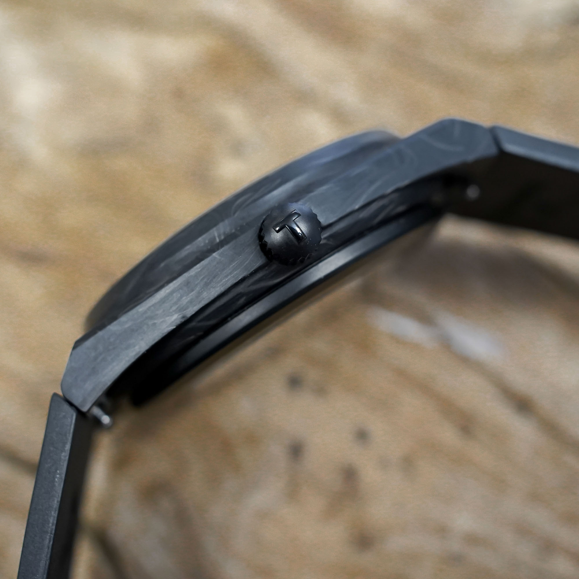 Tissot PRX Forged Carbon - Tissot PRX 40 Powermatic 80 Forged Carbon video review - 4 Tissot PRX Forged Carbon - Tissot PRX 40 Powermatic 80 Forged Carbon video review - 4