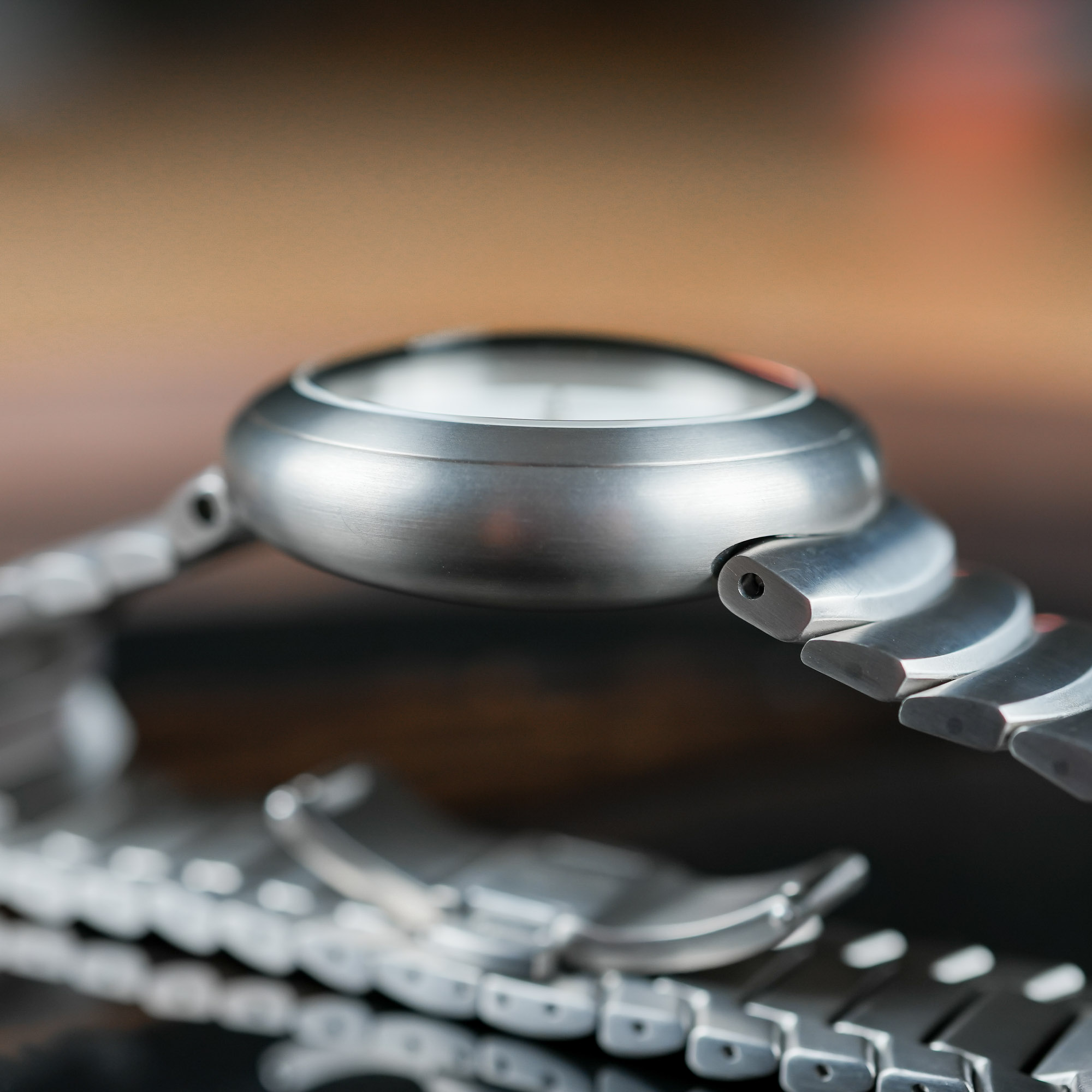 ikepod-horopod-titanium-gen3-swiss-eta-movement-titanium-bracelet-review-5 ikepod-horopod-titanium-gen3-swiss-eta-movement-titanium-bracelet-review-5