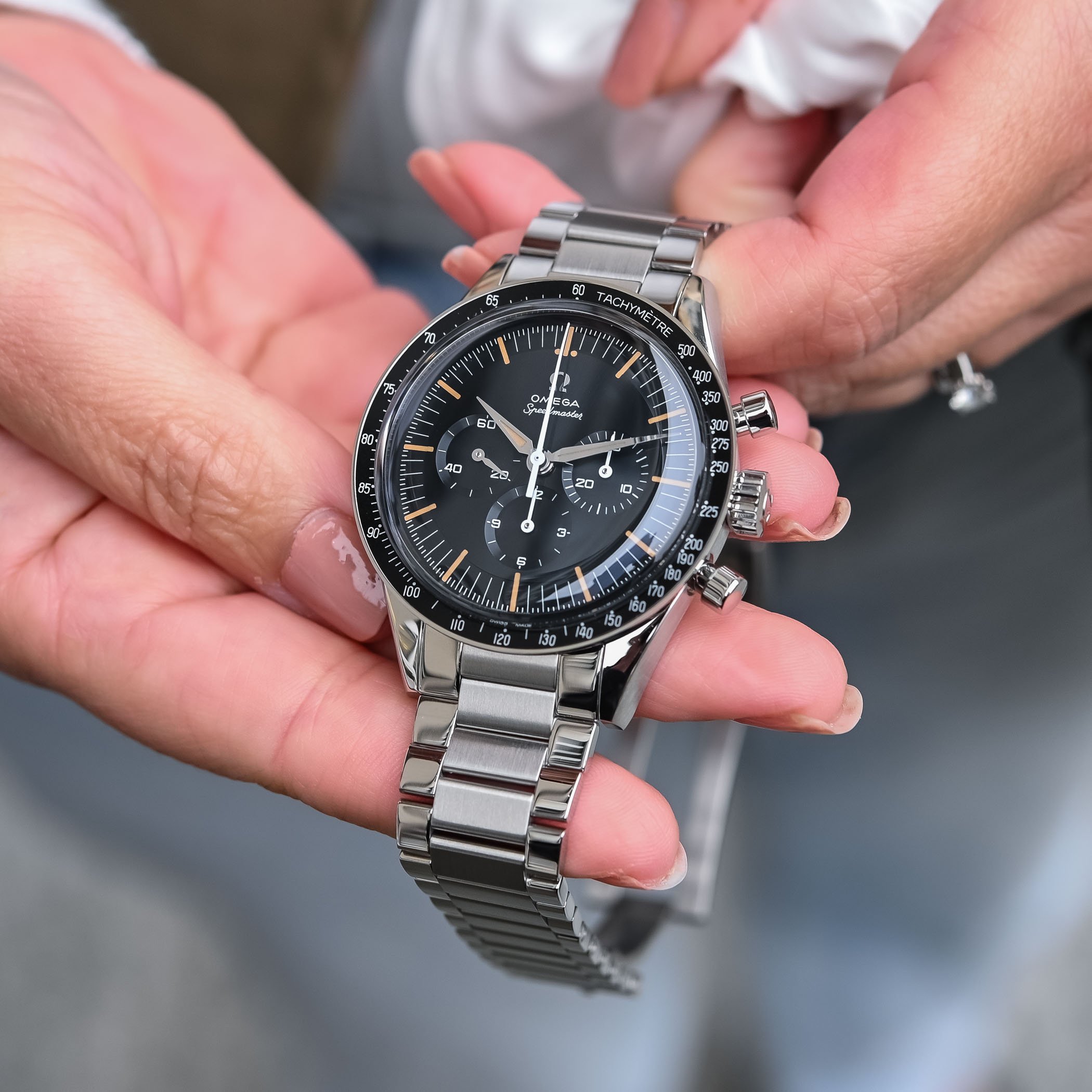 2024 Omega Speedmaster FOiS First Omega in Space grey-blue dial review - comparison old Speedmaster FOiS - 18 2024 Omega Speedmaster FOiS First Omega in Space review