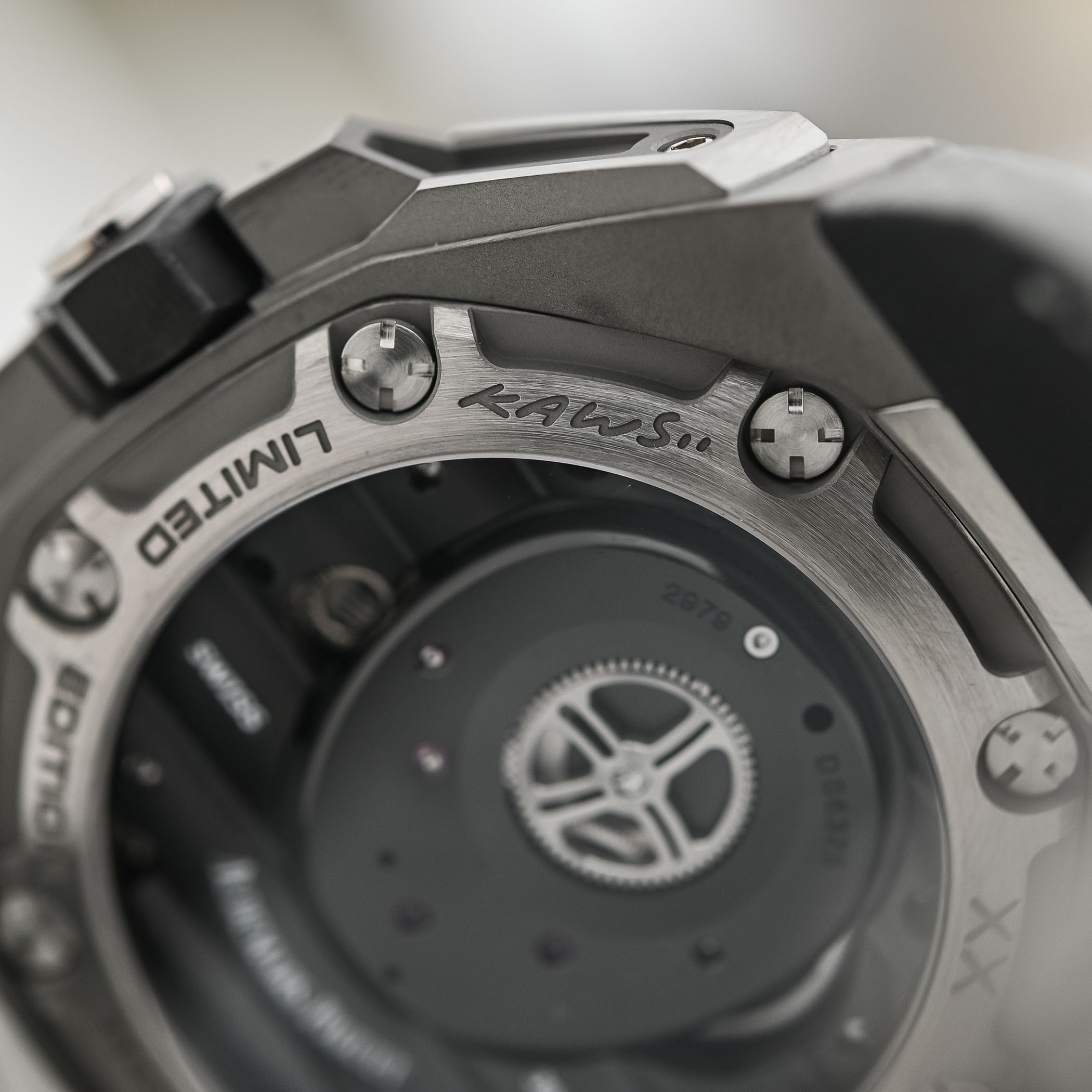 KAWS x Audemars Piguet Royal Oak Concept Tourbillon Companion Artistic Collaboration 26656TI - review - 8 KAWS x Audemars Piguet Royal Oak Concept Tourbillon Companion