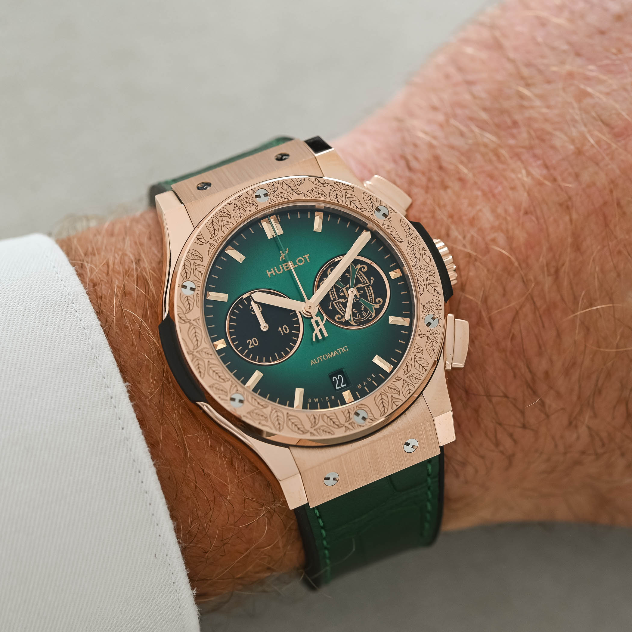 Hublot Classic Fusion Chronograph Arturo Fuente King Gold Limited Edition - review - 3 Hublot Classic Fusion Chronograph Arturo Fuente King Gold Limited Edition - review - 3